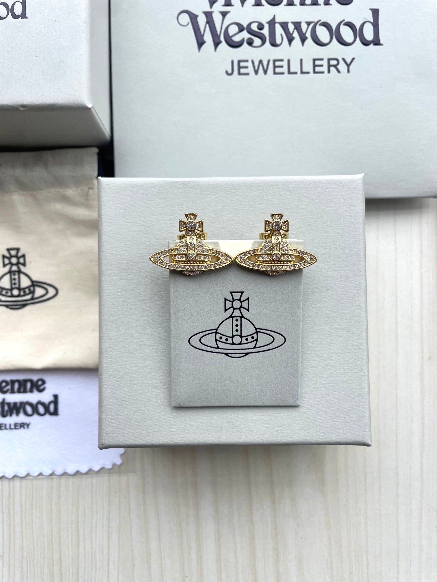 Saturn Stud Earrings (Full Rhinestone)