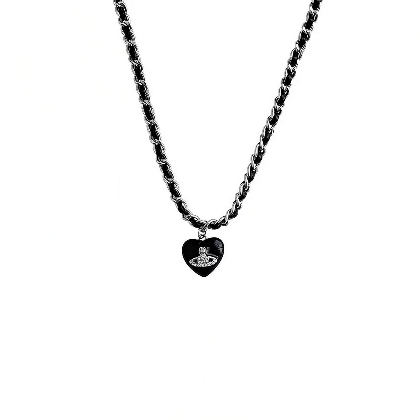 Shell Clavicle Necklace