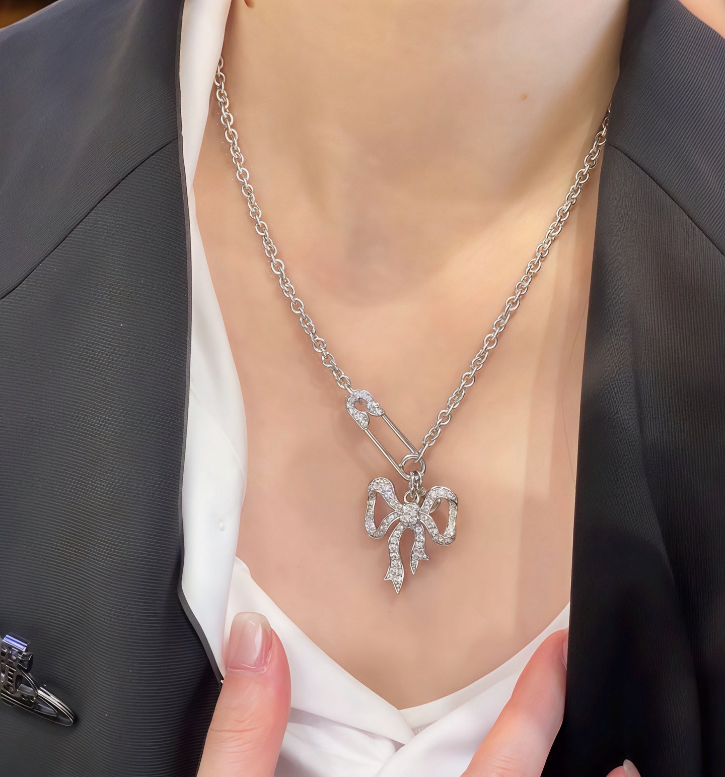 Rhinestone Safety Pin Clavicle Chain