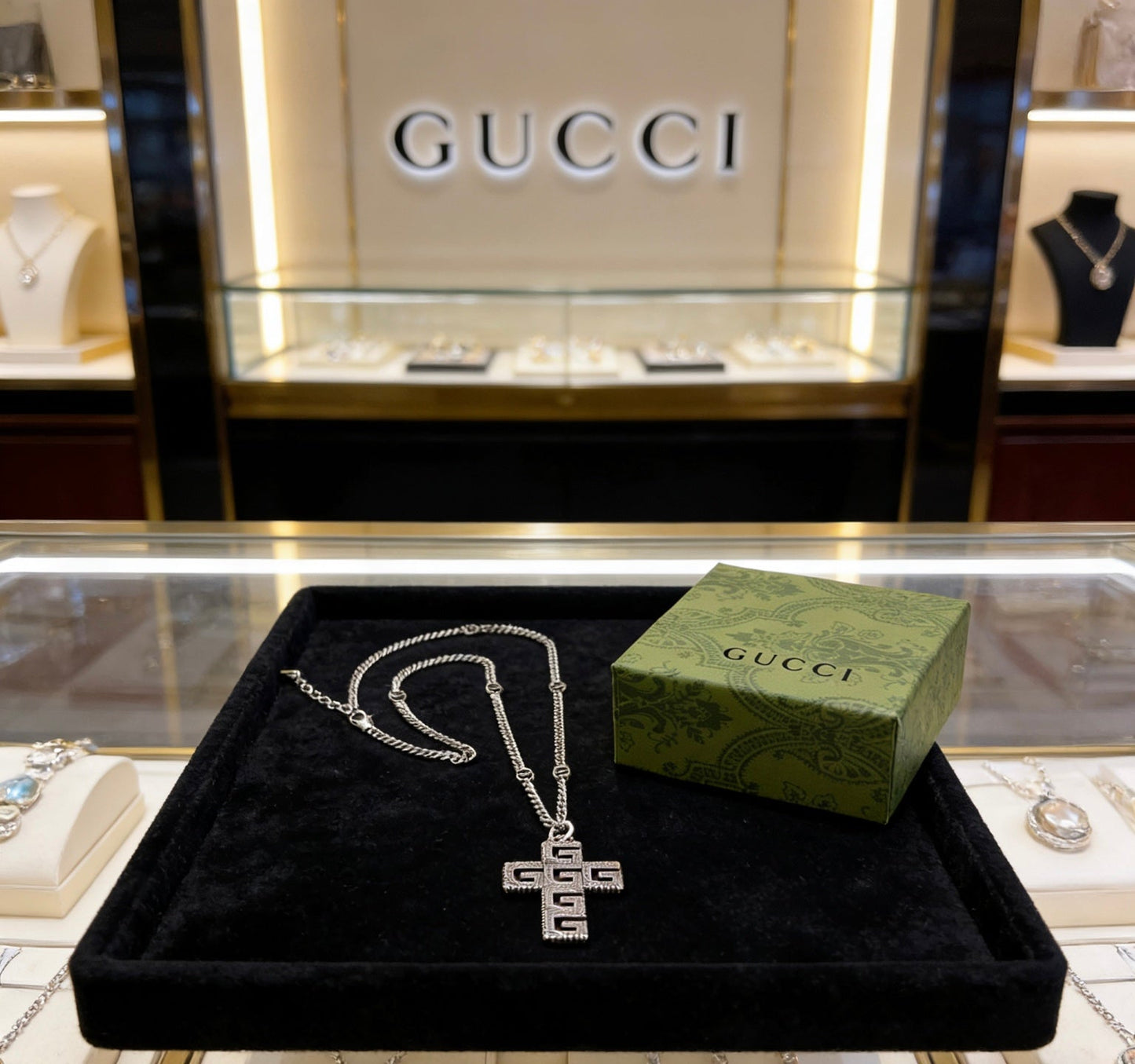 Gucci Vintage Double G Necklace