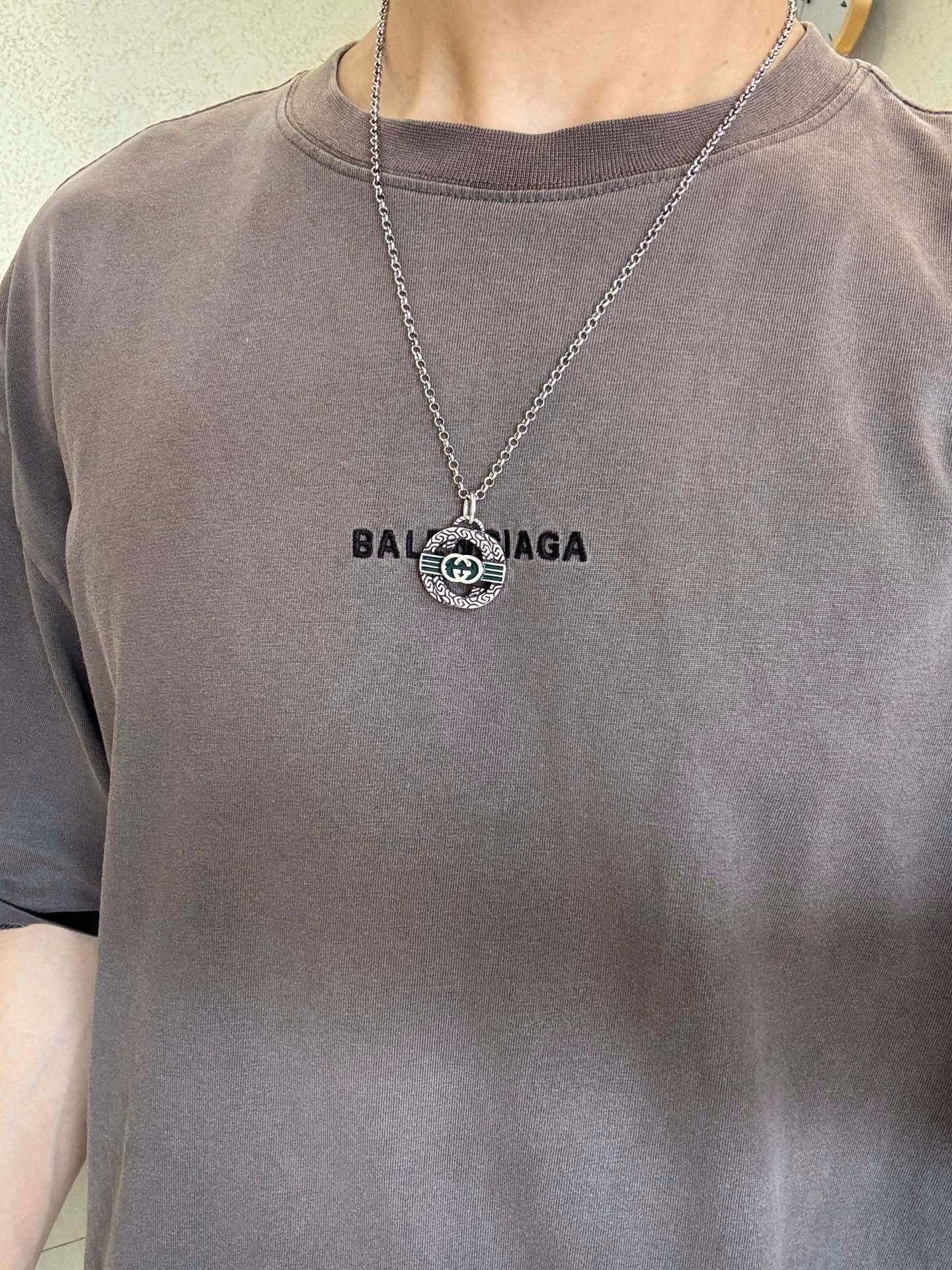 Gucci Vintage Double G Necklace