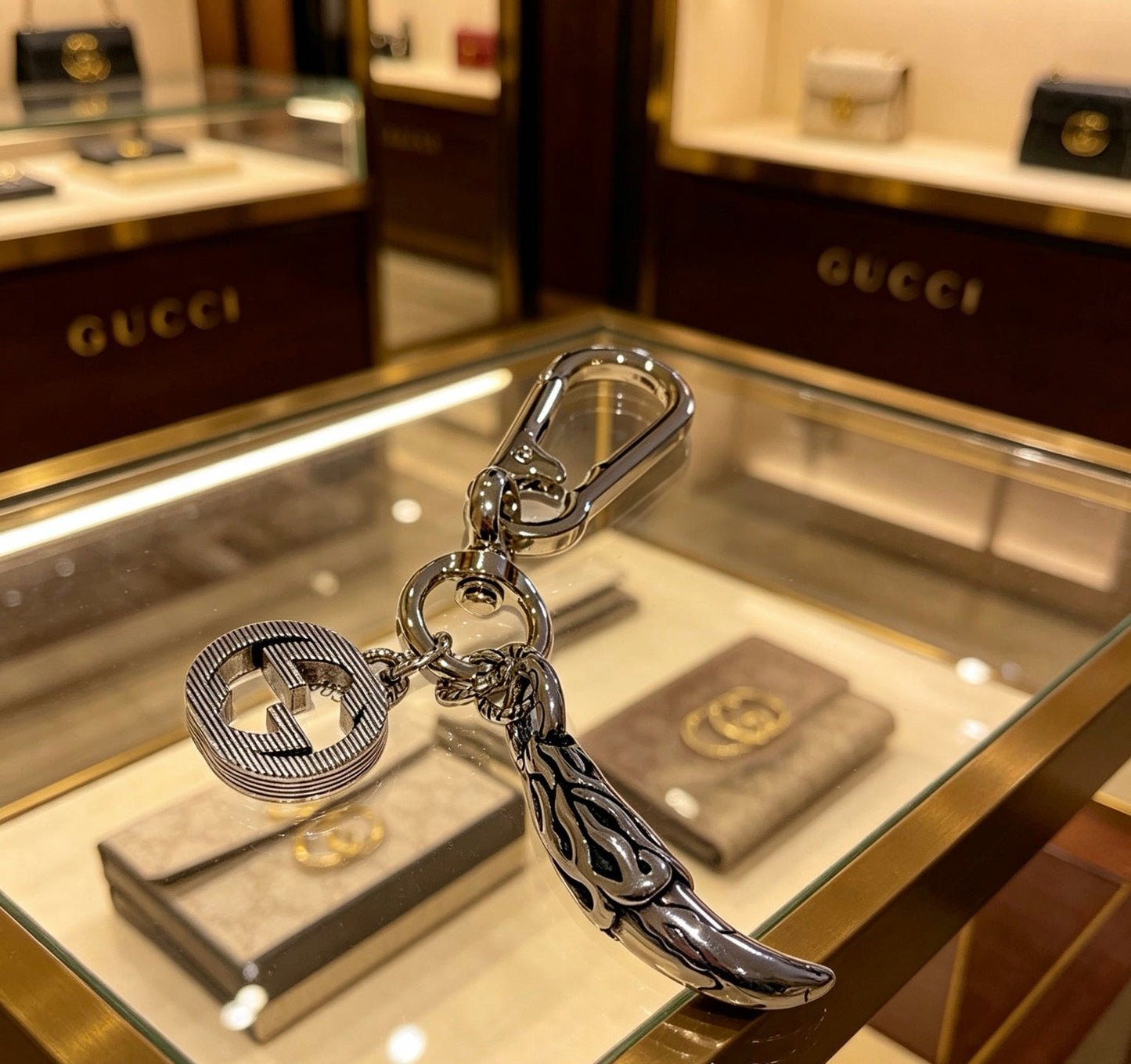 Gucci Vintage Double G Keychain