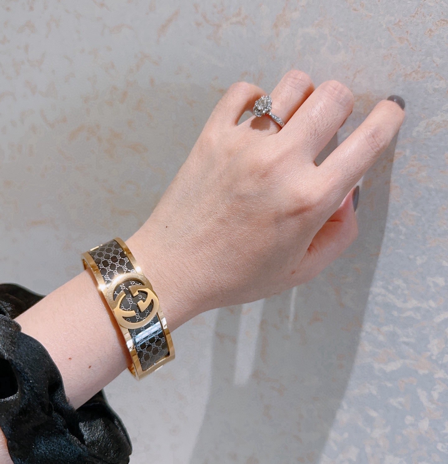 Gucci Vintage Double G Bracelet