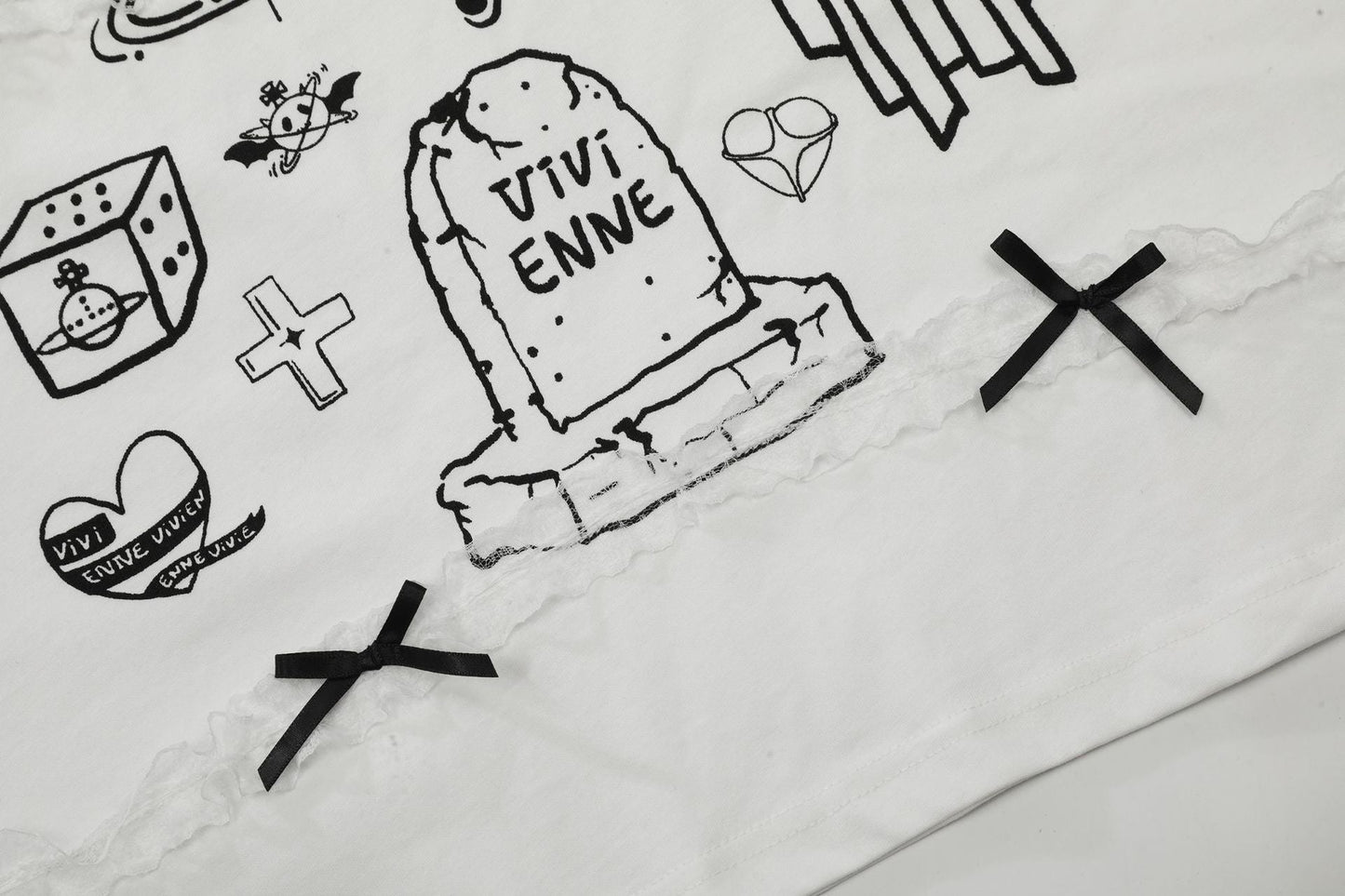 Graffiti-Style Casual Sweatshirt