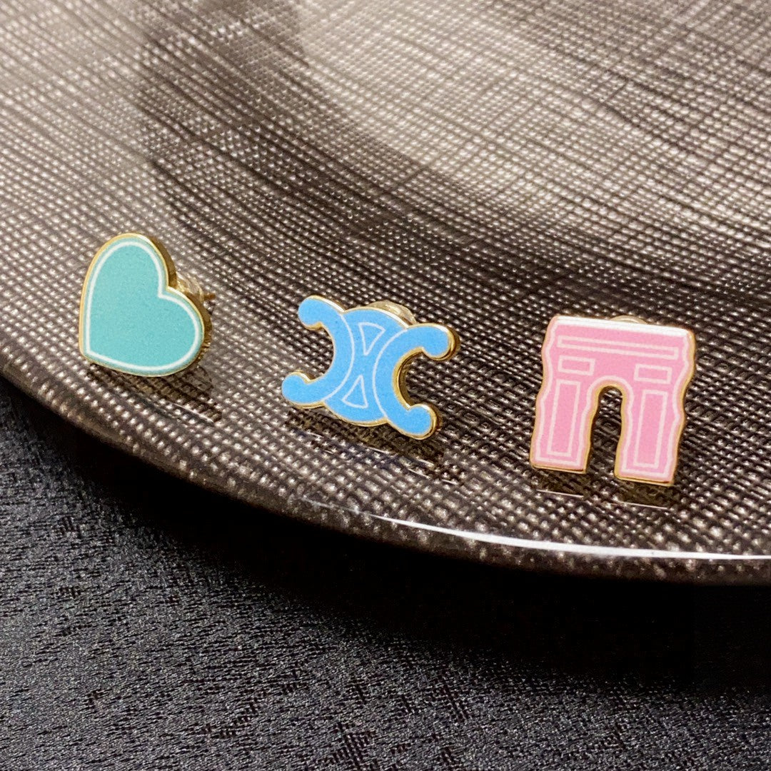 CELINE Triomphe Heart Earrings