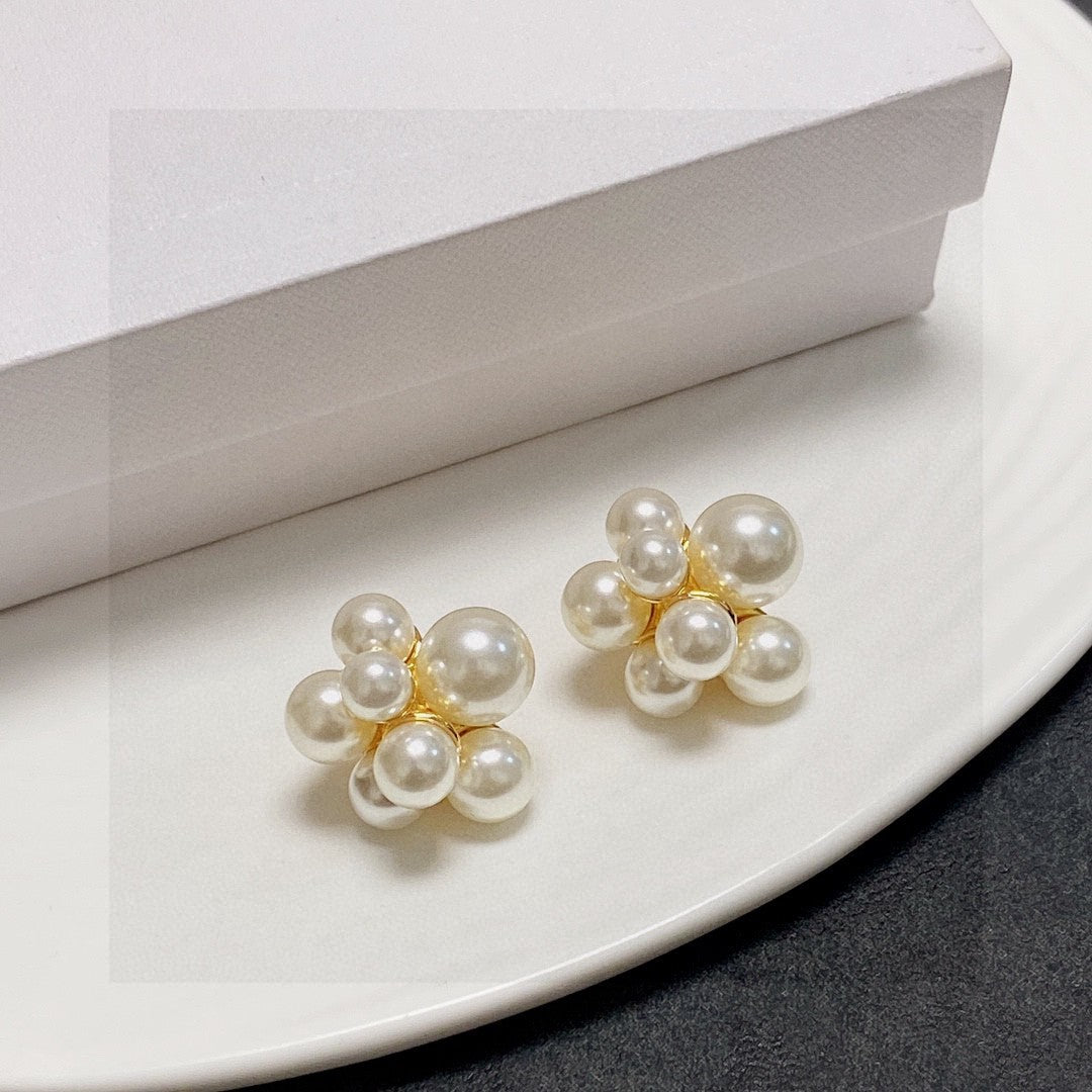 CELINE Pearl Earrings