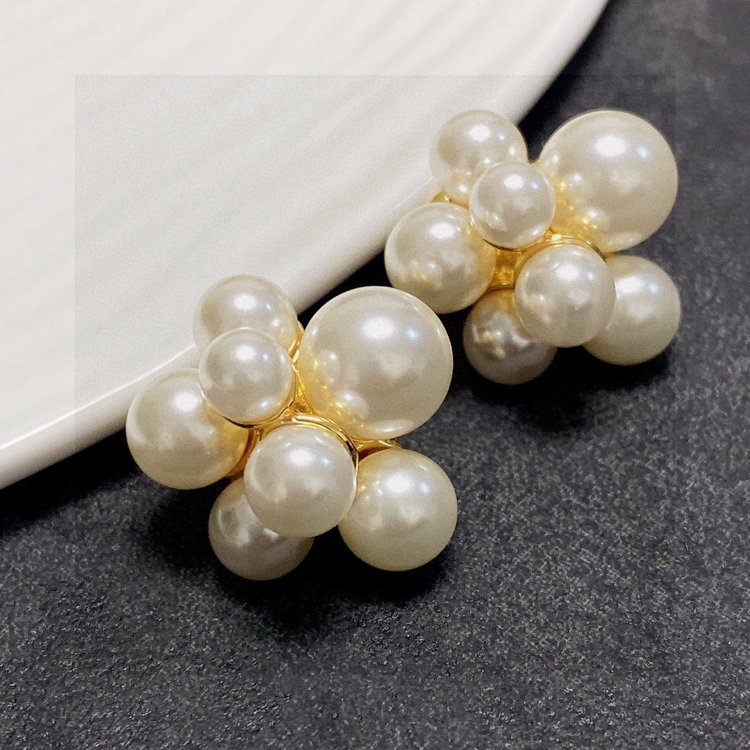 CELINE Pearl Earrings