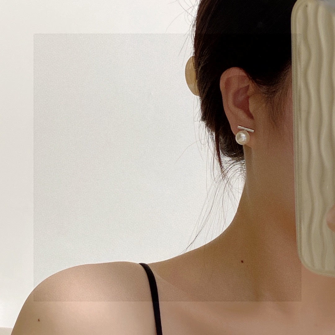 CELINE Pearl Earrings