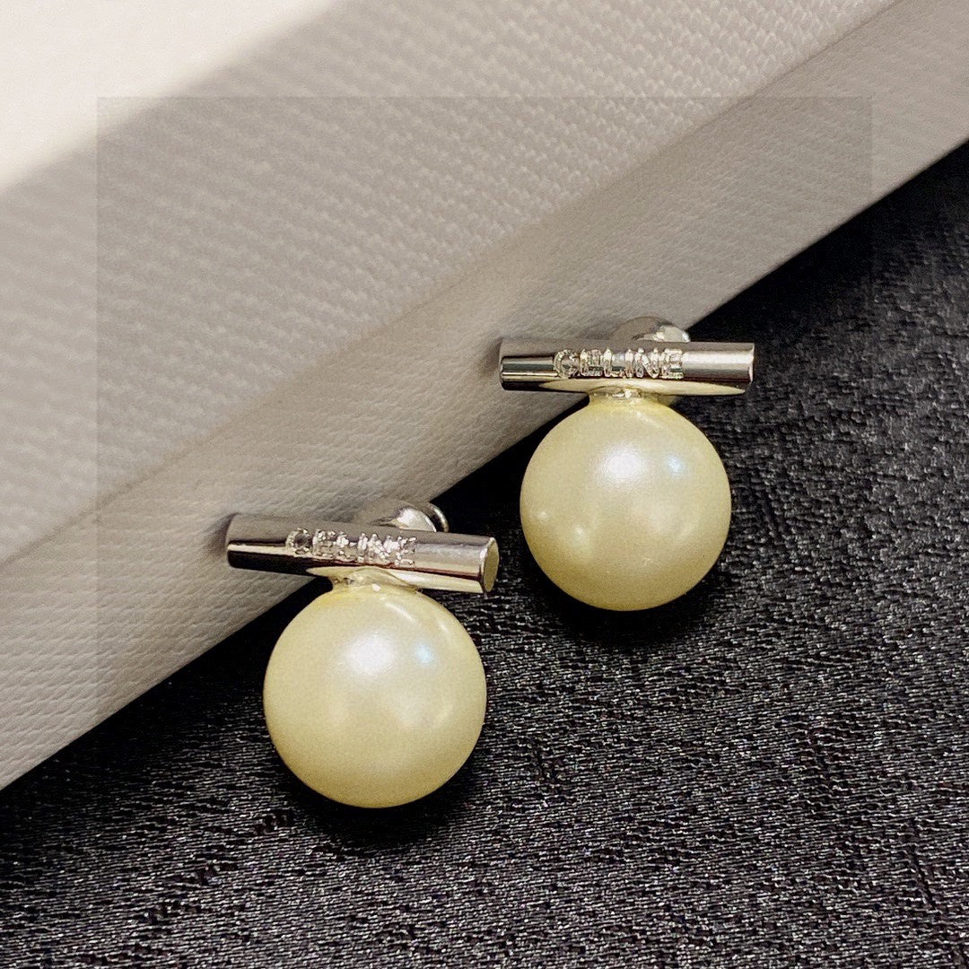 CELINE Pearl Earrings