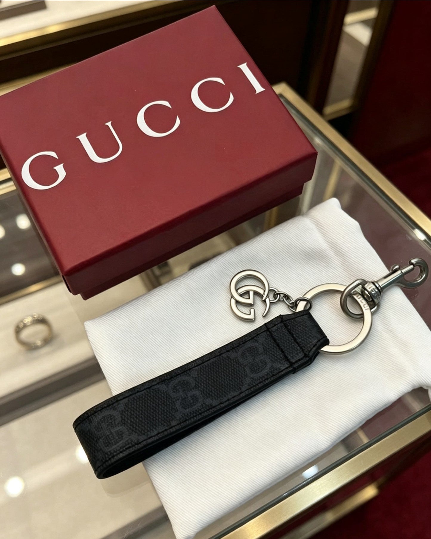 Gucci Vintage Double G Pendant