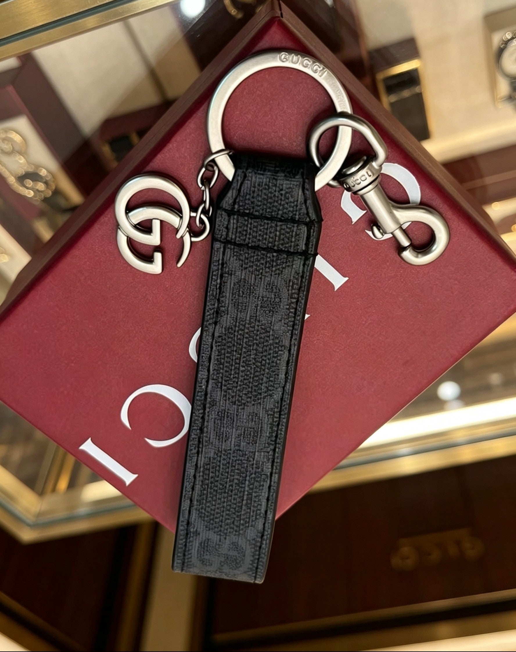 Gucci Vintage Double G Pendant
