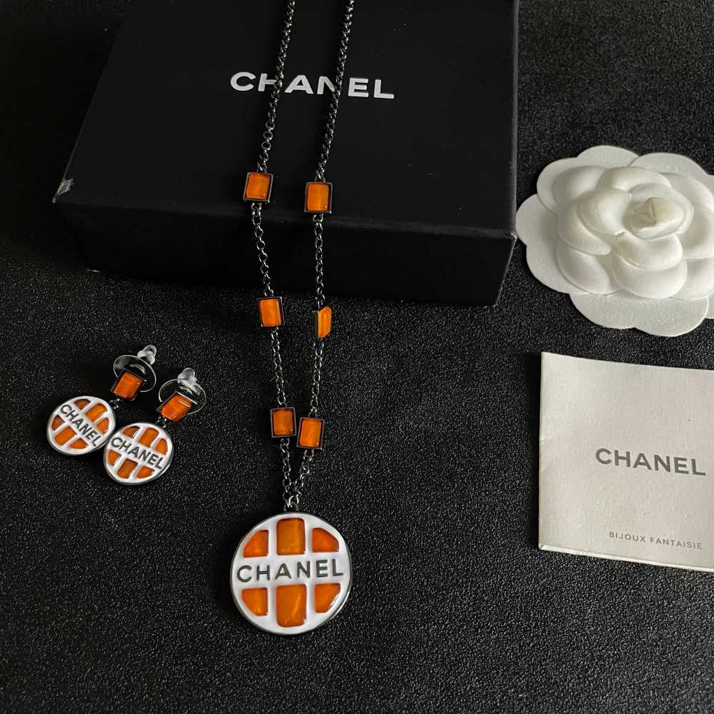 Chanel Vintage Necklace
