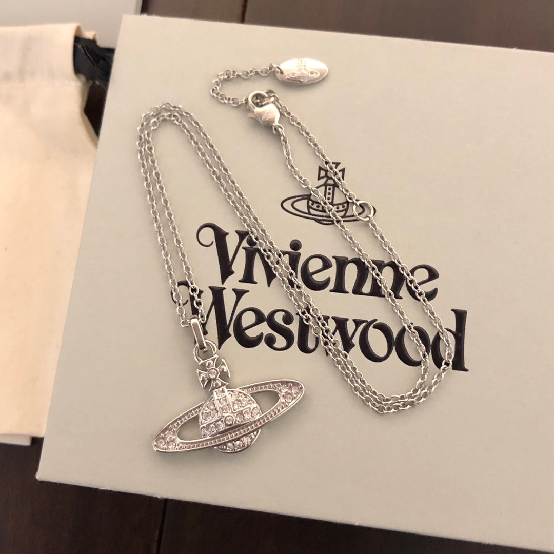 Sparkling Clavicle Necklace