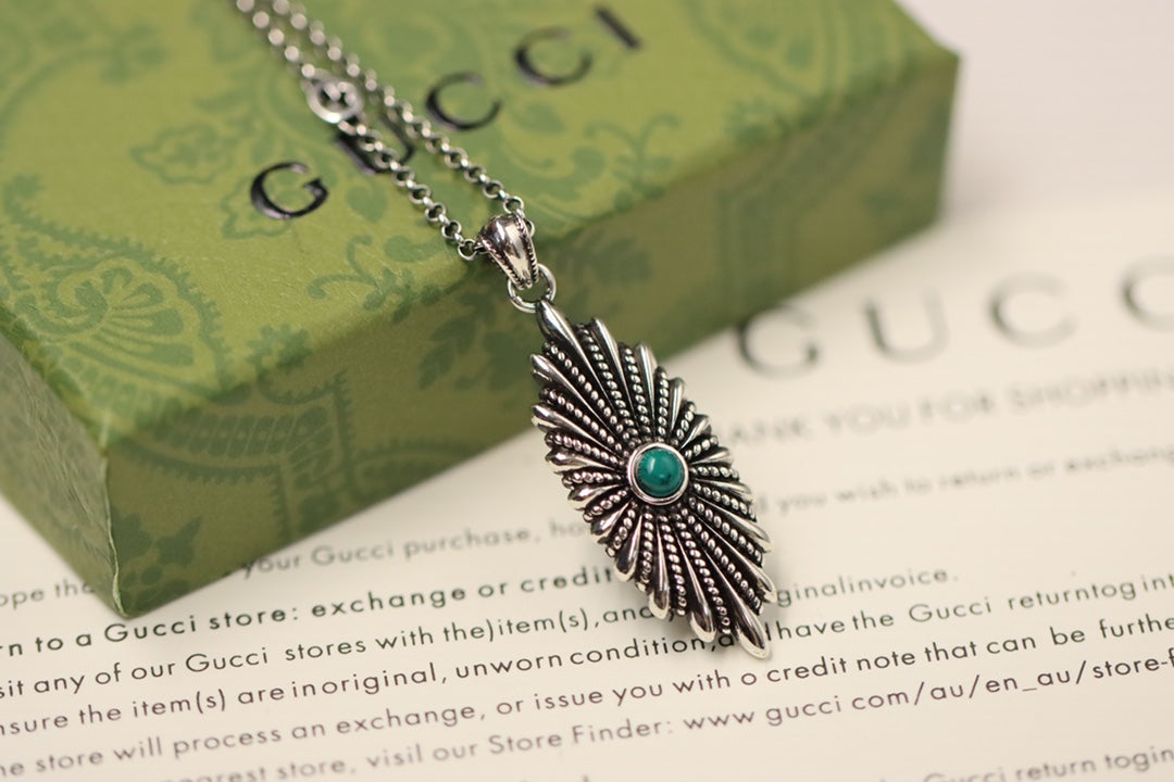 Gucci Enamel Vintage Necklace