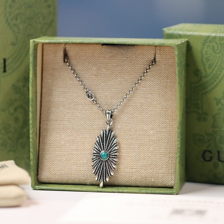 Gucci Enamel Vintage Necklace