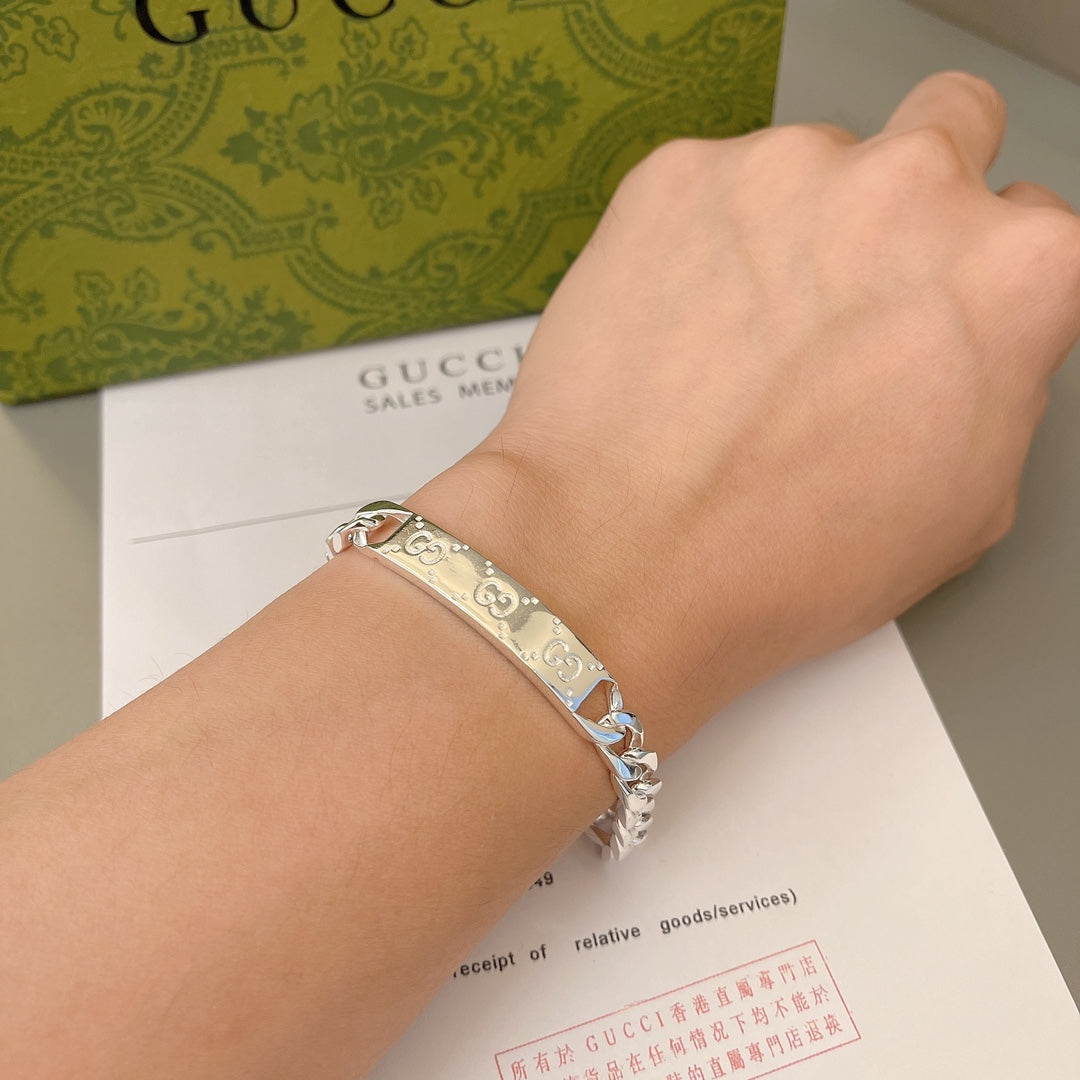 Gucci Double G Bracelet