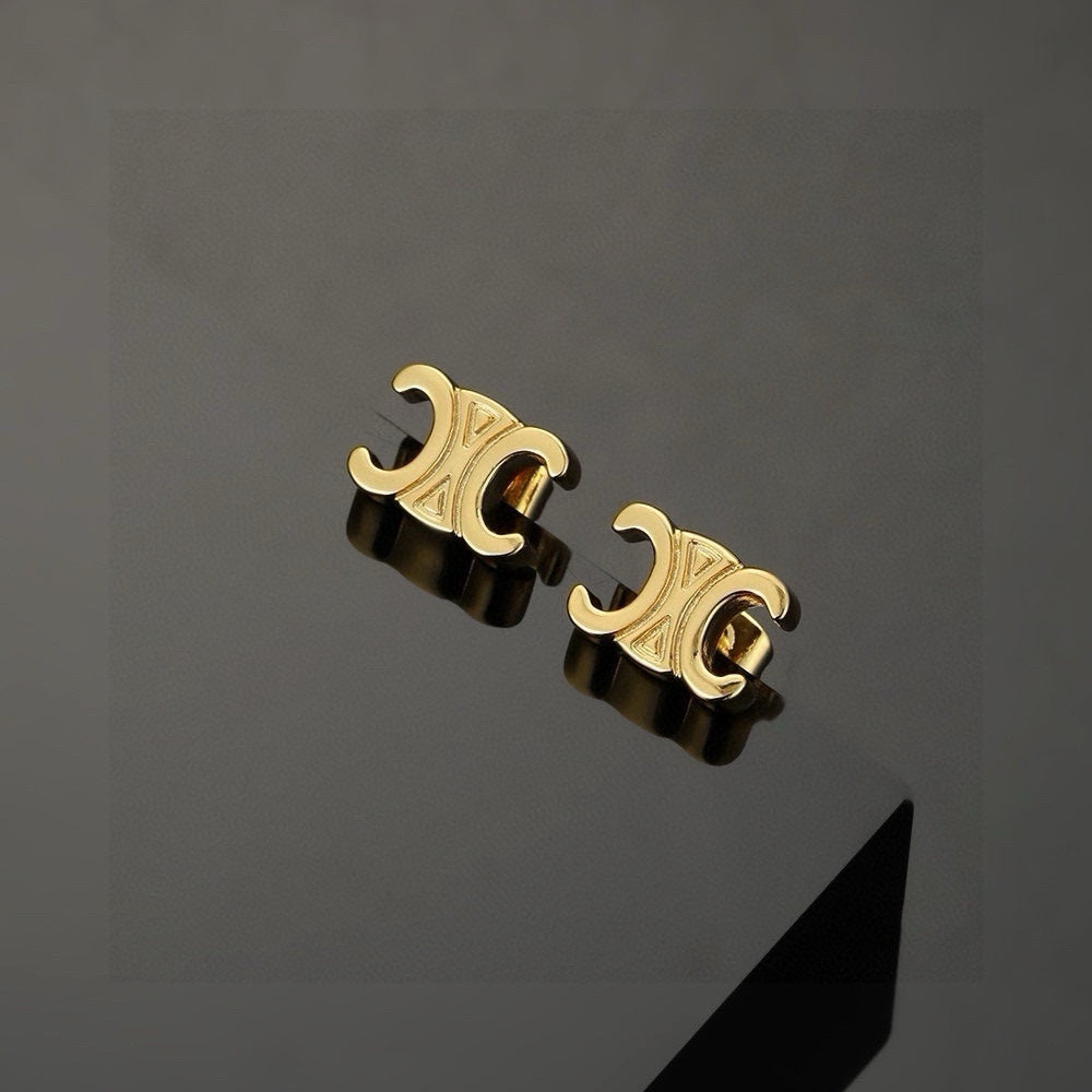 CELINE Pearl Earrings