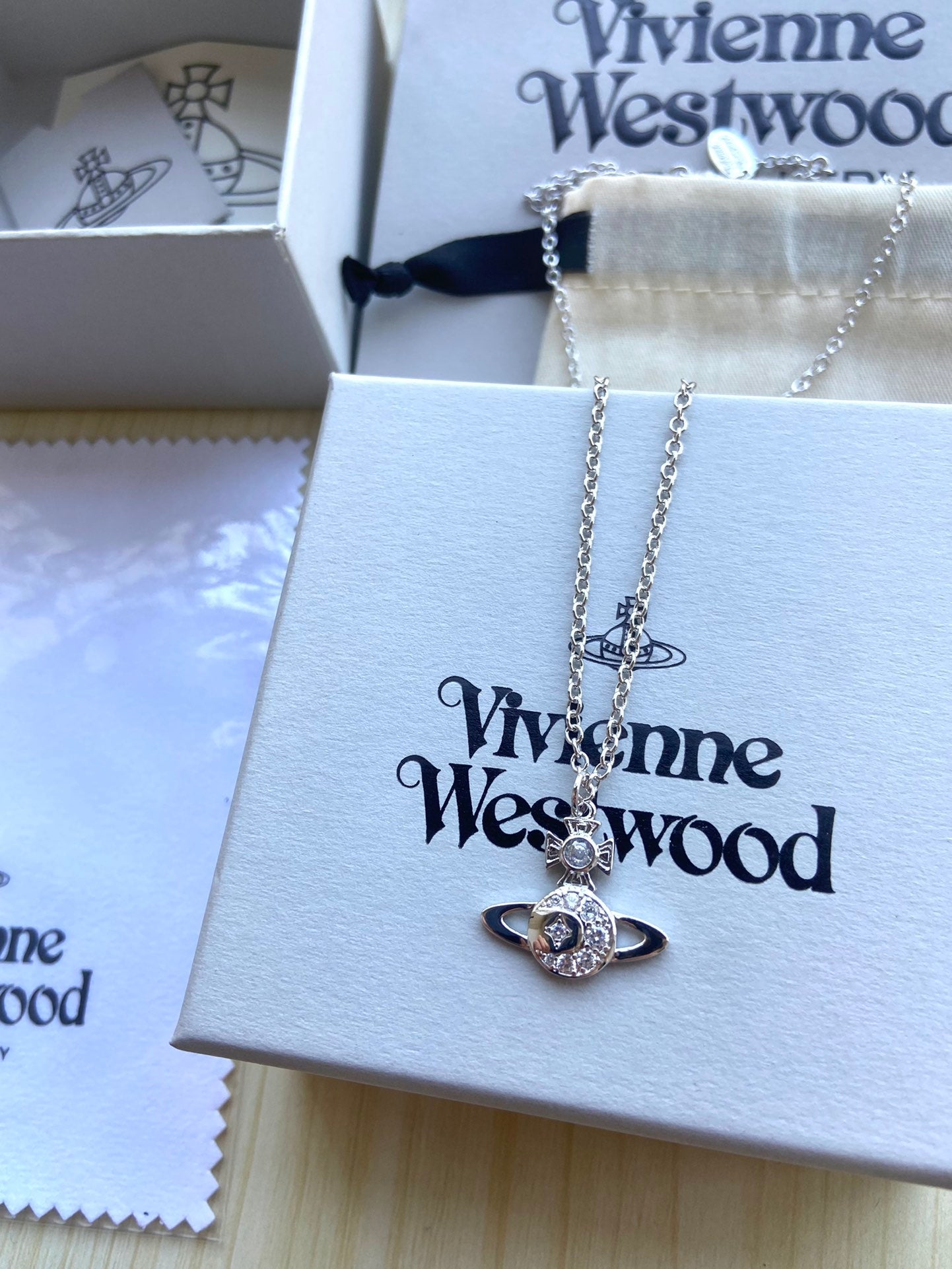 Rhinestone Collar Necklace