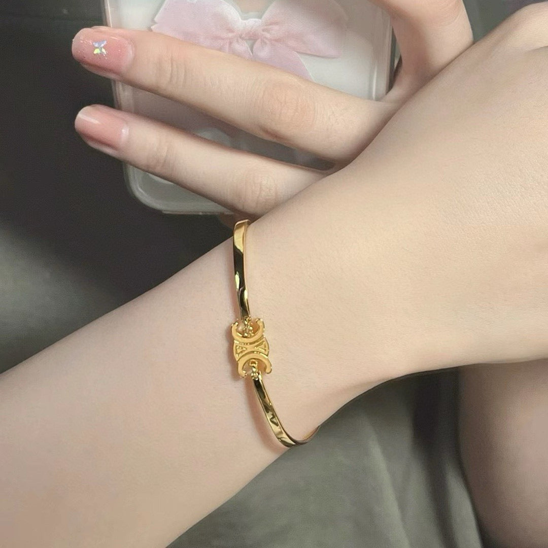 CELINE Triomphe Bracelet