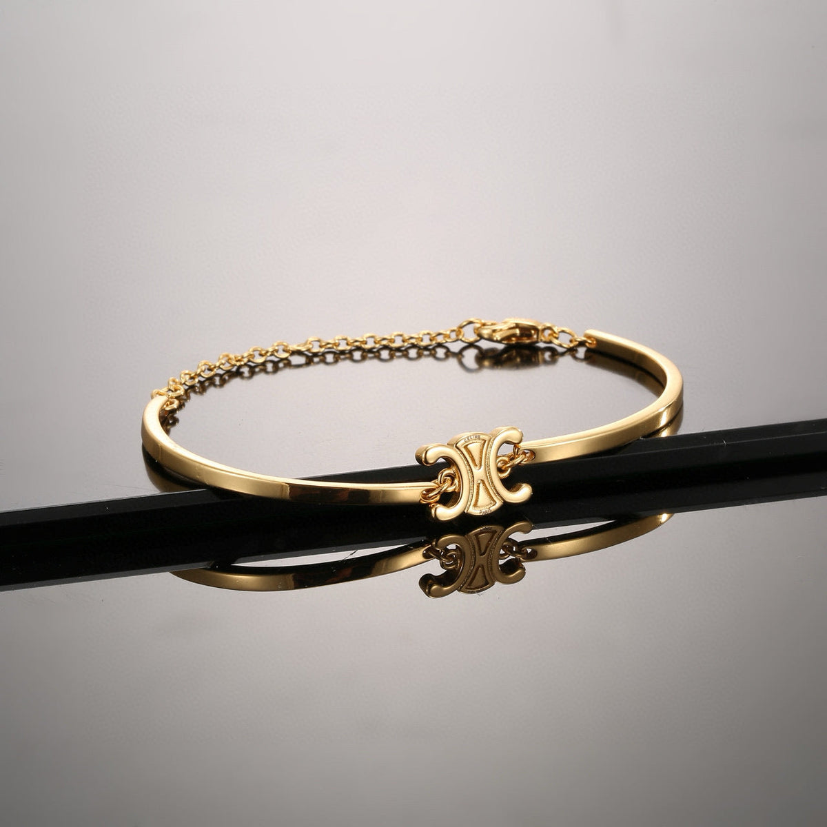 CELINE Triomphe Bracelet