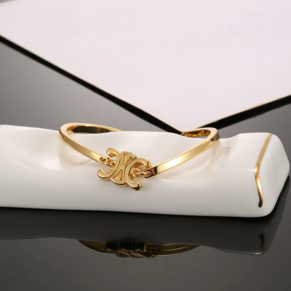 CELINE Triomphe Bracelet