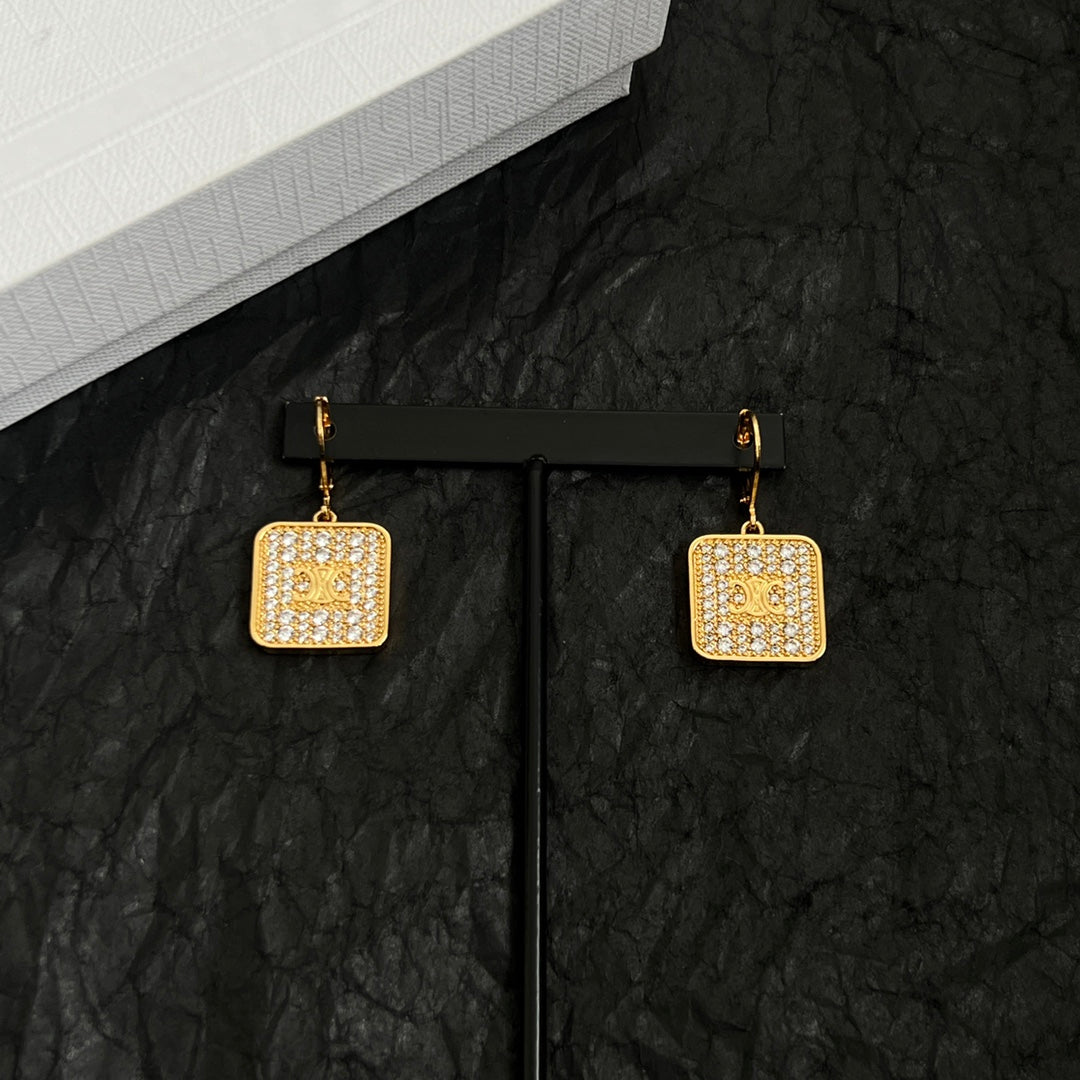 CELINE Earrings