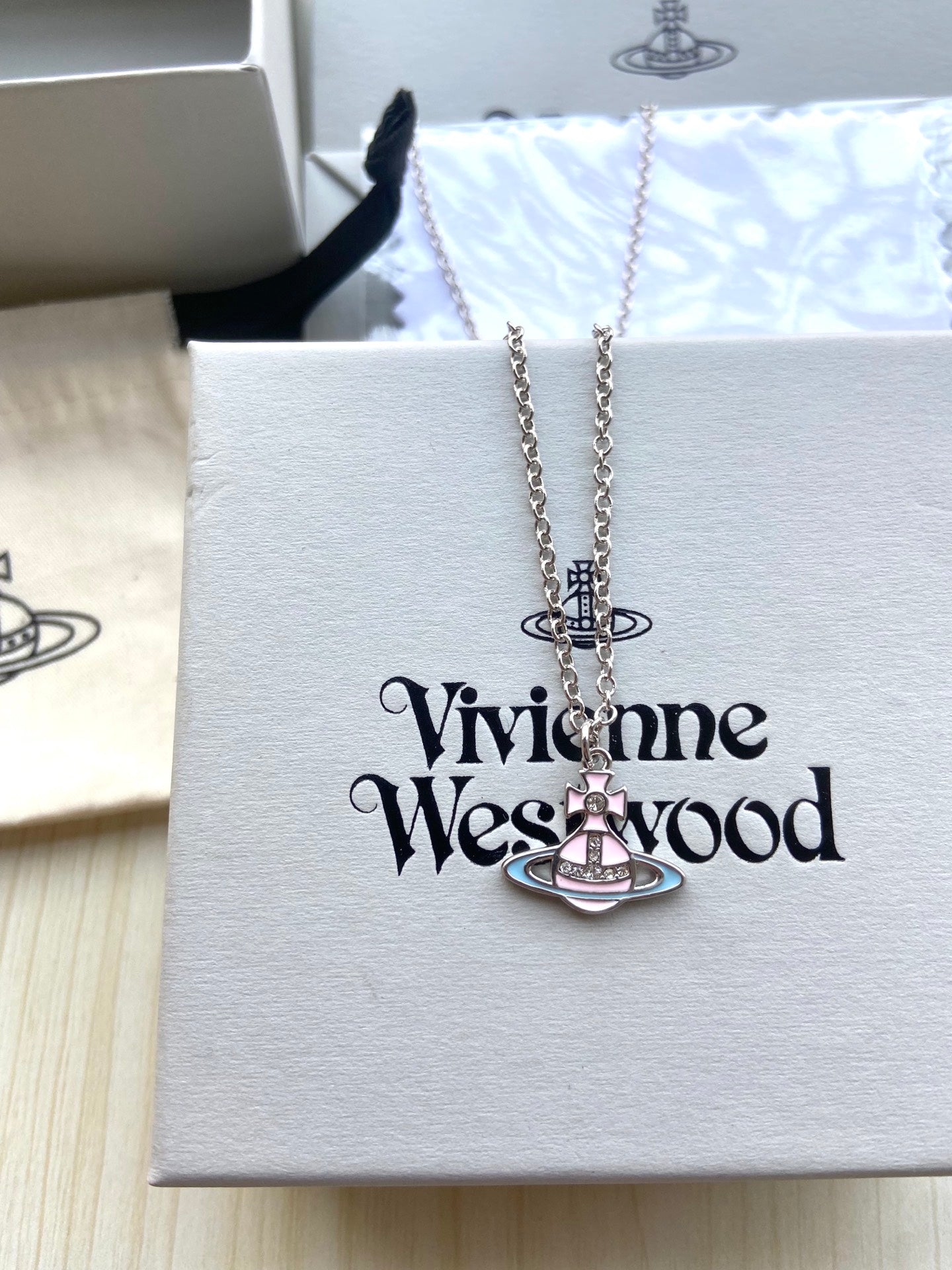Minimalist Planet Clavicle Necklace