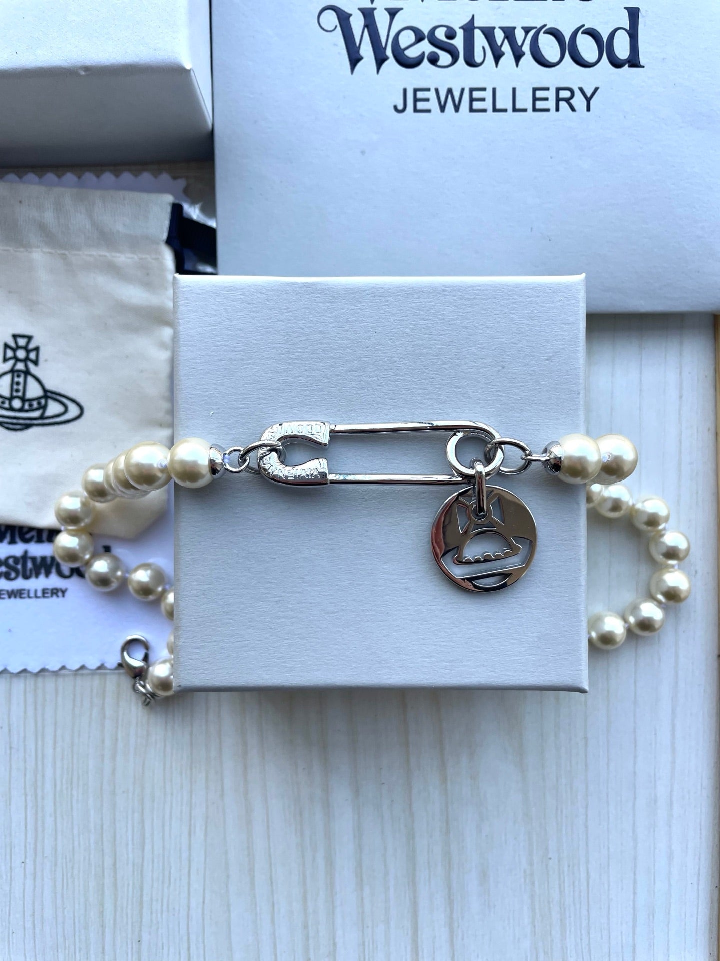 Pearl & Pin Bracelet