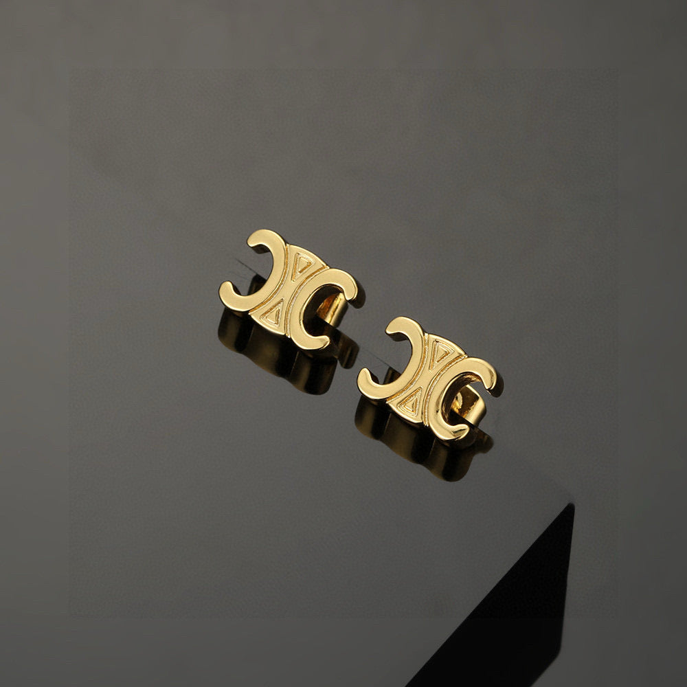 CELINE Pearl Earrings