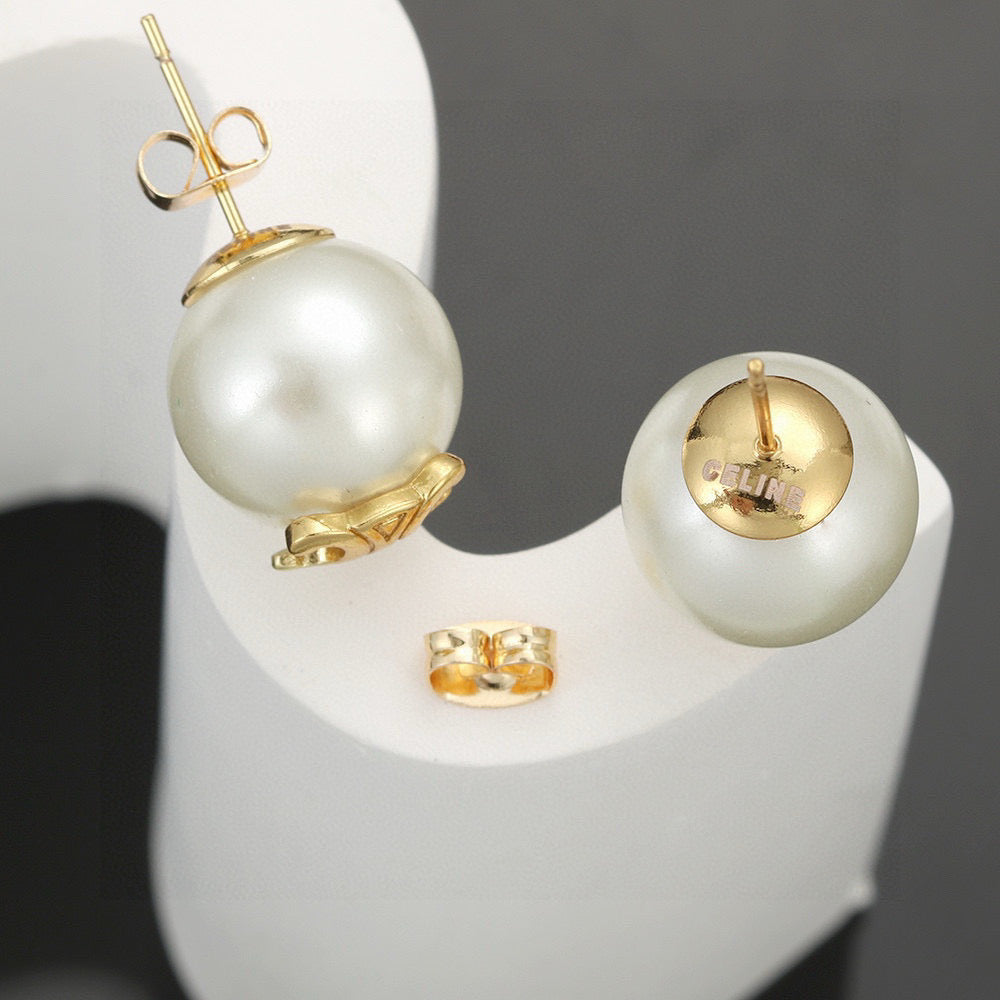 CELINE Pearl Earrings