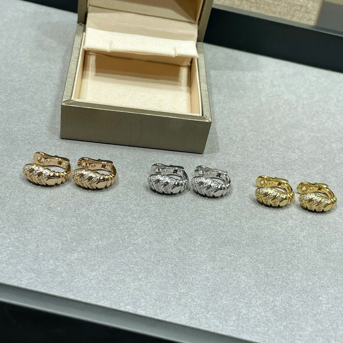 BVLGARI Fashion Accessory