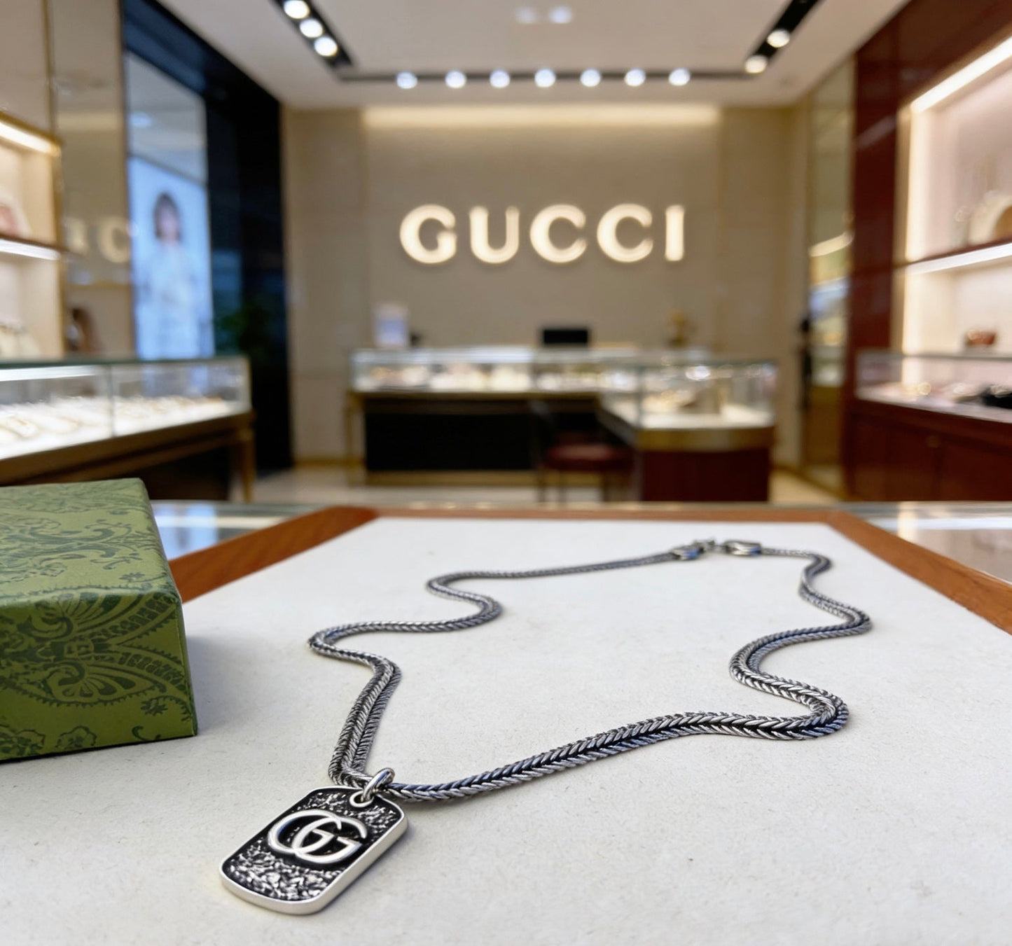 Gucci Vintage Double G Necklace