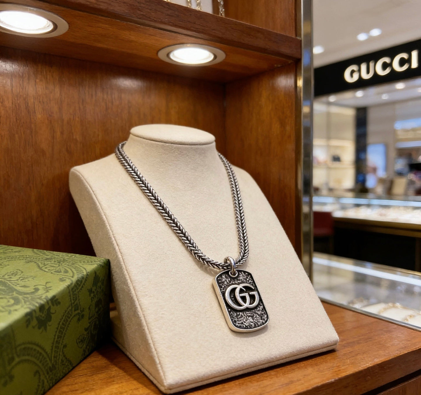 Gucci Vintage Double G Necklace