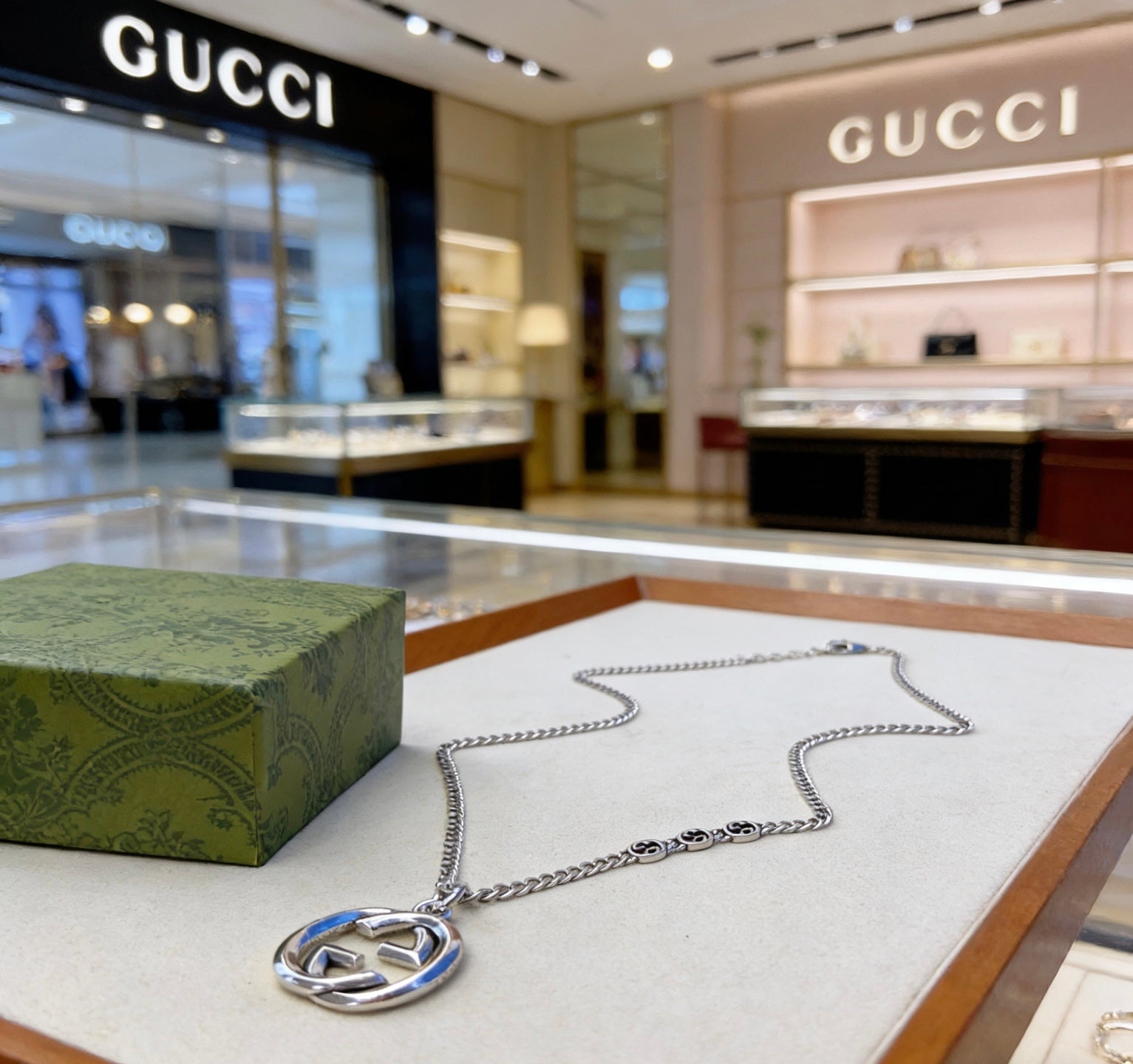 Gucci Vintage Double G Necklace