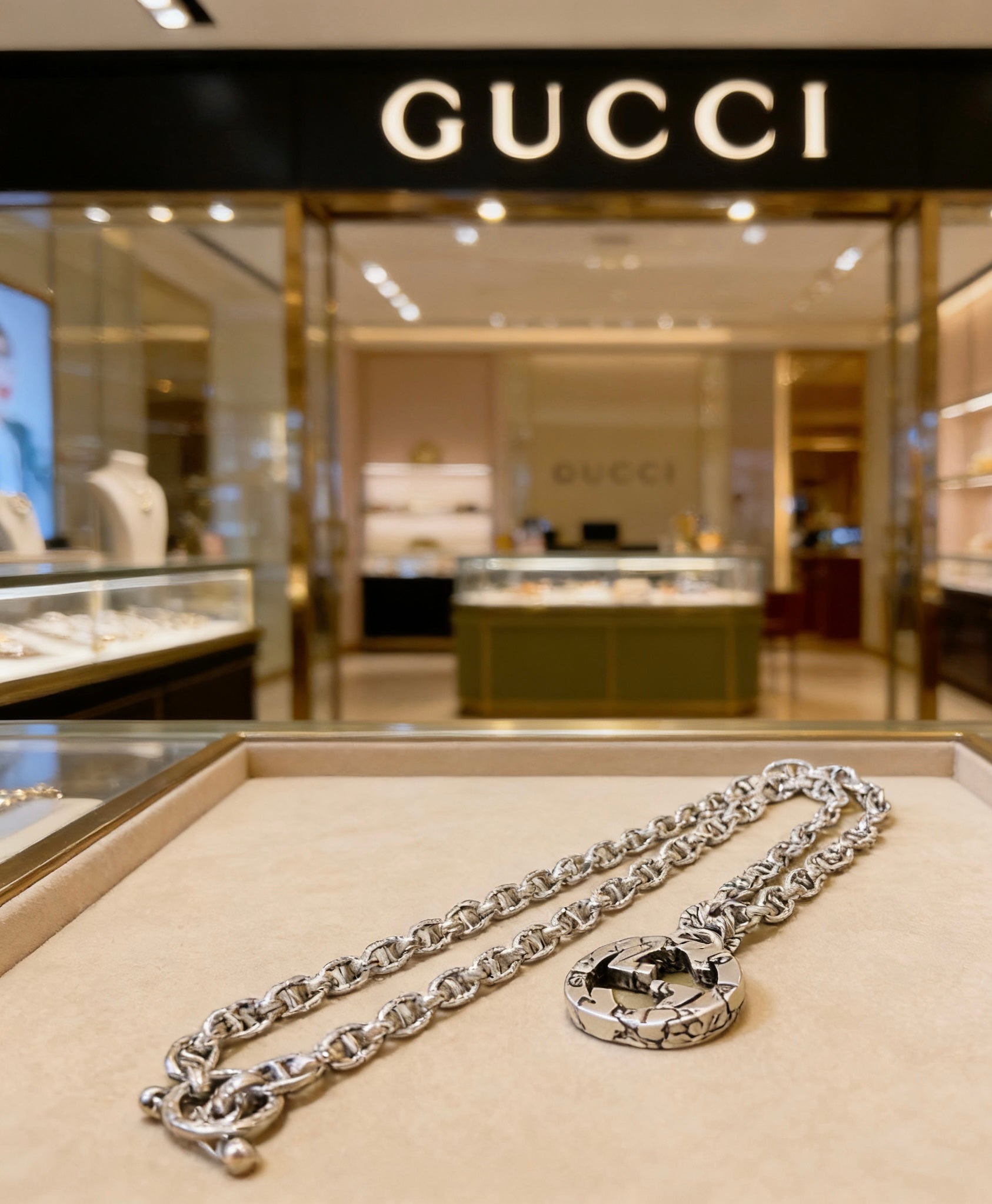 Gucci Vintage Double G Necklace