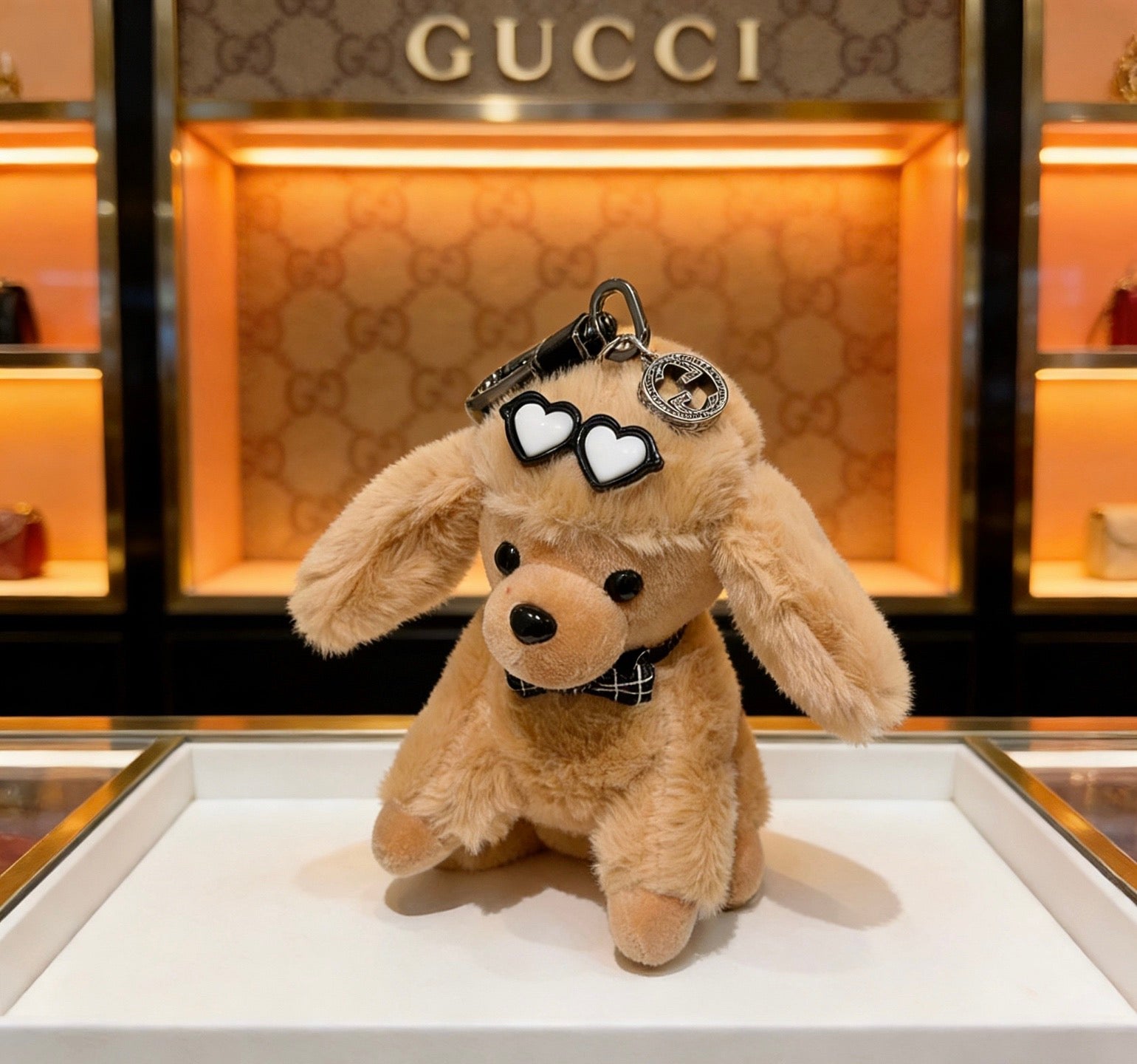 Gucci Vintage Double G Keychain