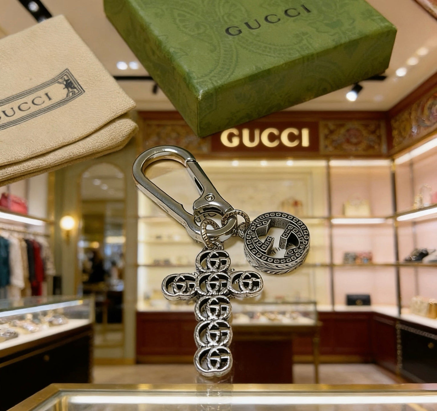 Gucci Vintage Double G Keychain