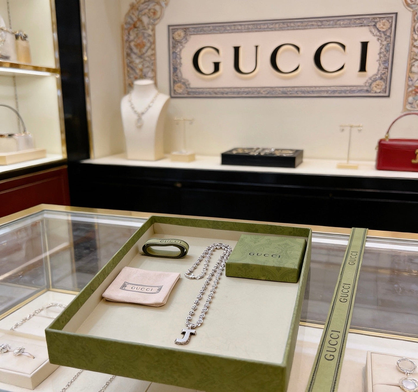 Gucci Vintage Double G Necklace