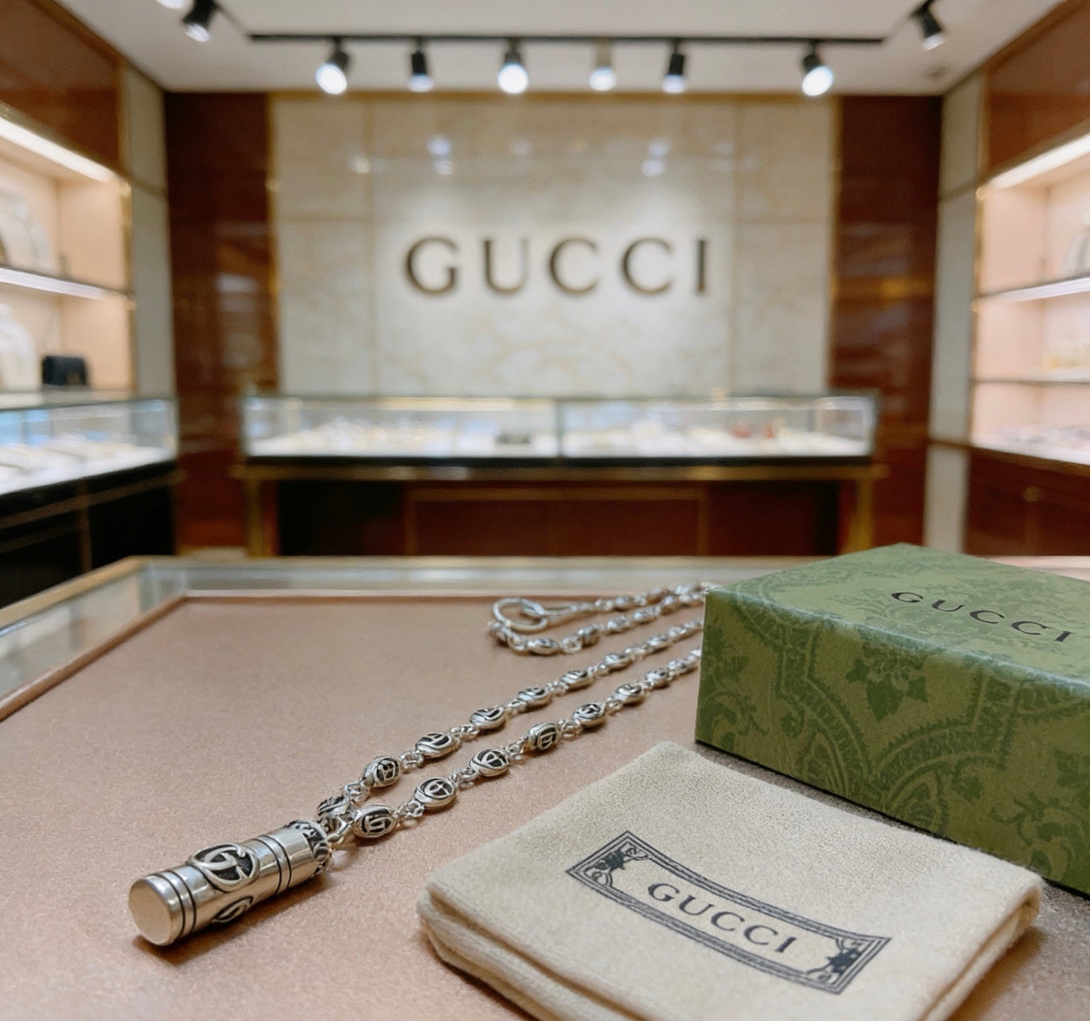 Gucci Vintage Double G Necklace