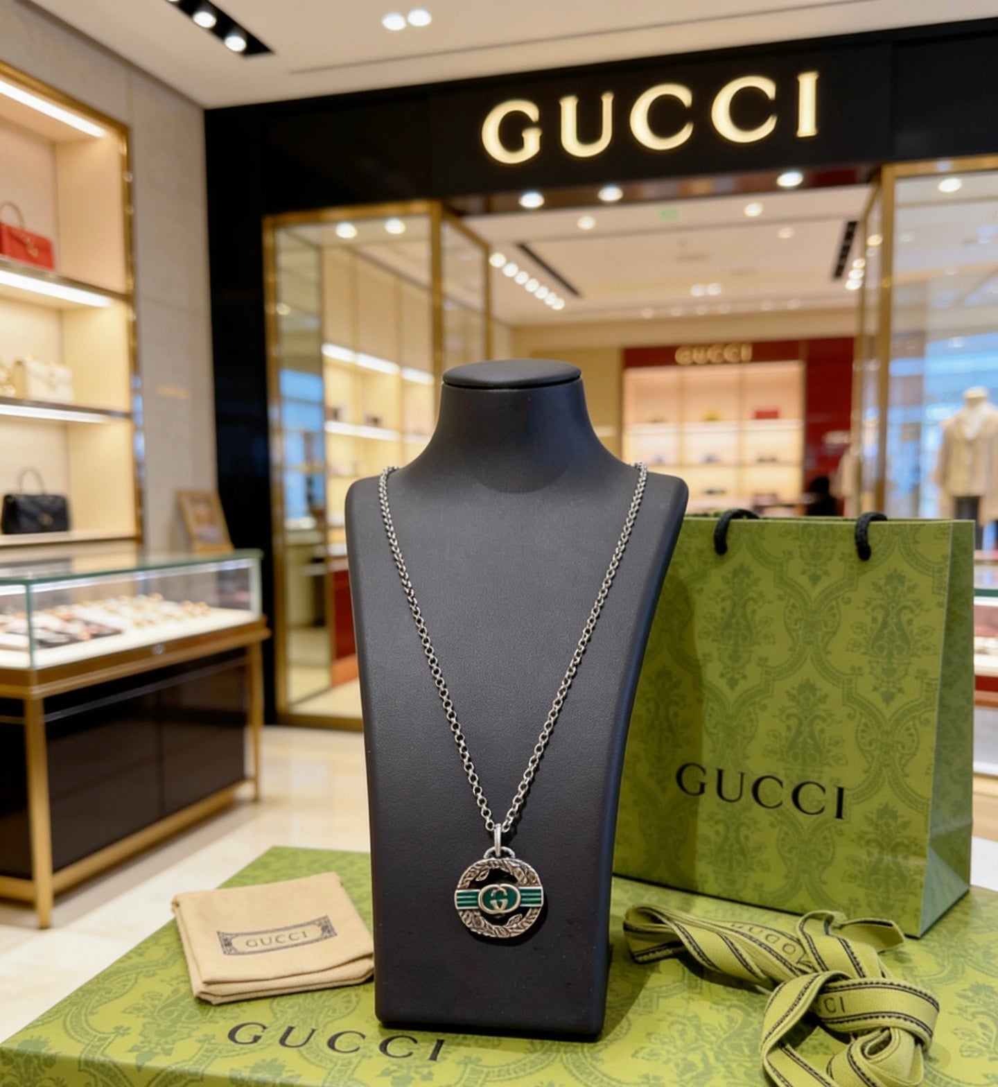 Gucci Vintage Double G Necklace