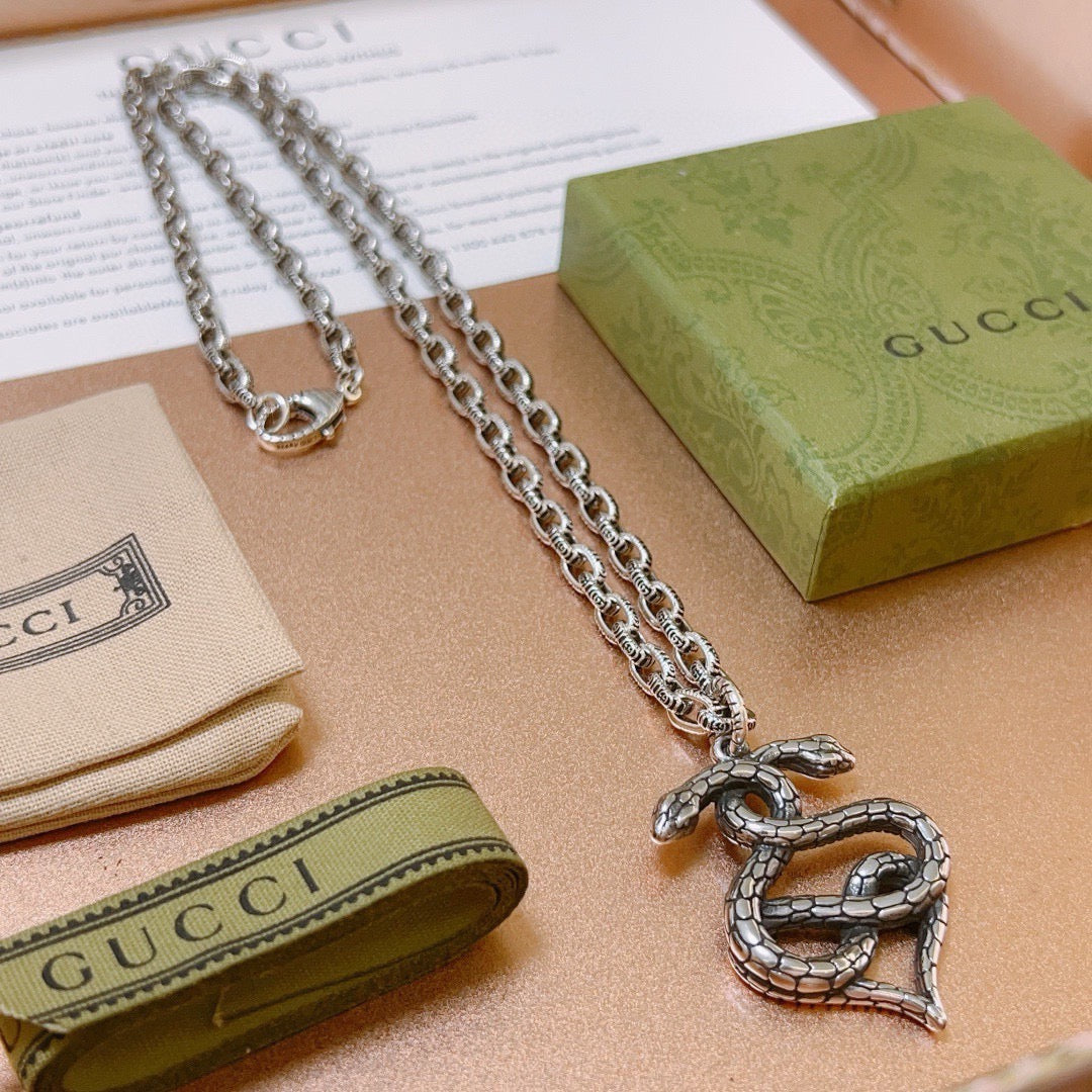 Gucci Vintage Double G Necklace