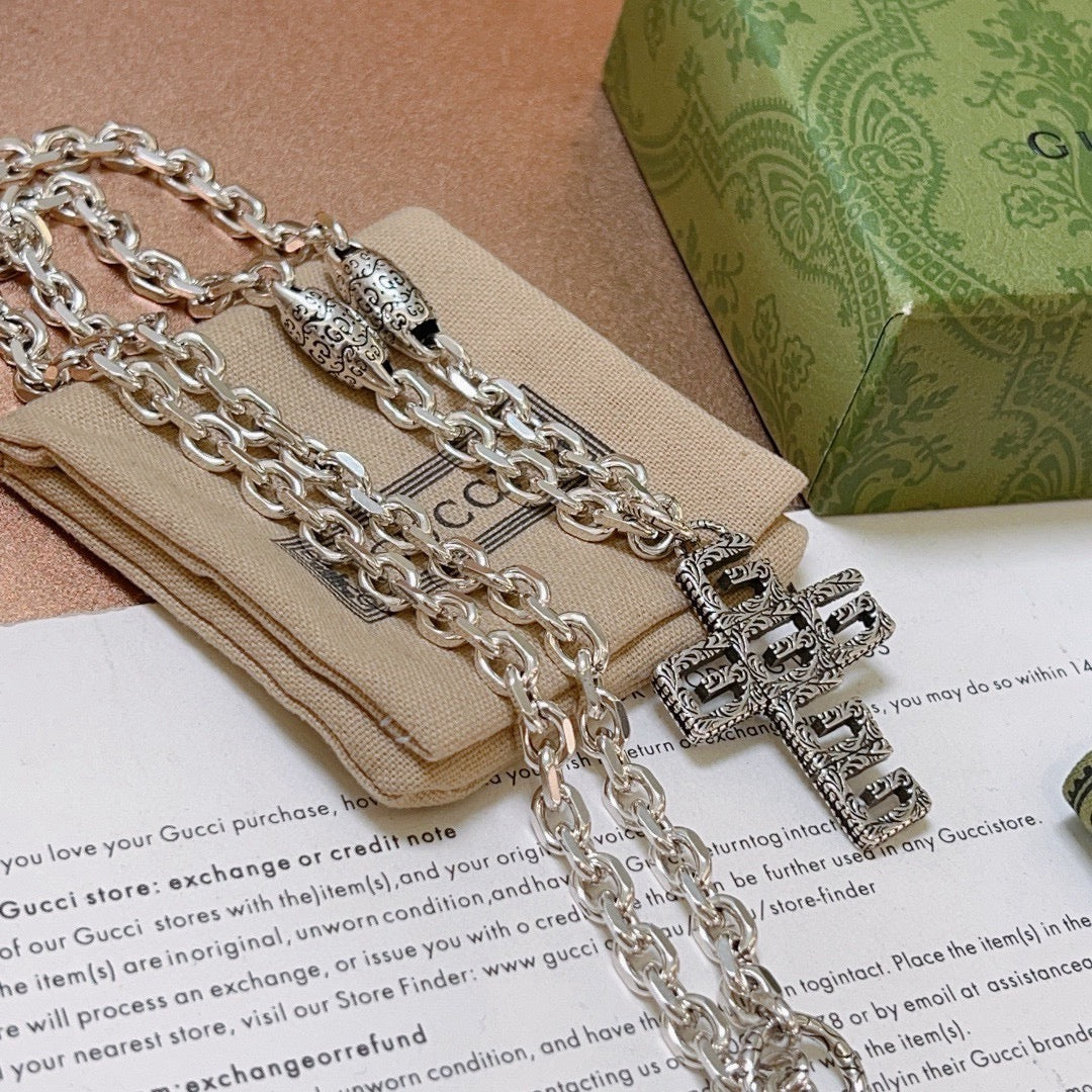 Gucci Vintage Double G Necklace