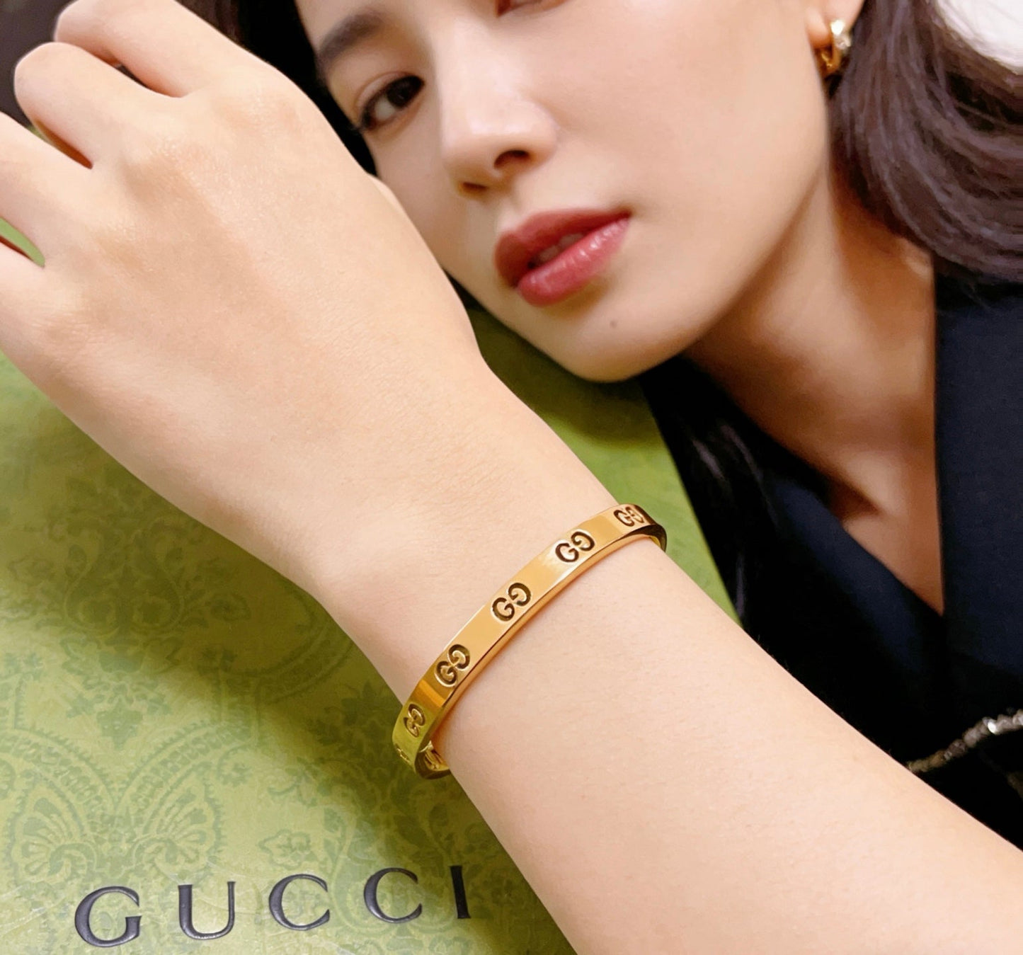 Gucci Vintage Double G Bracelet