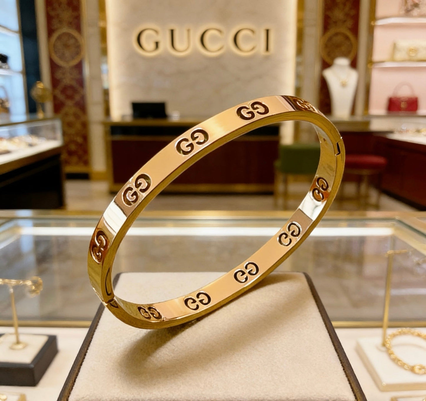 Gucci Vintage Double G Bracelet
