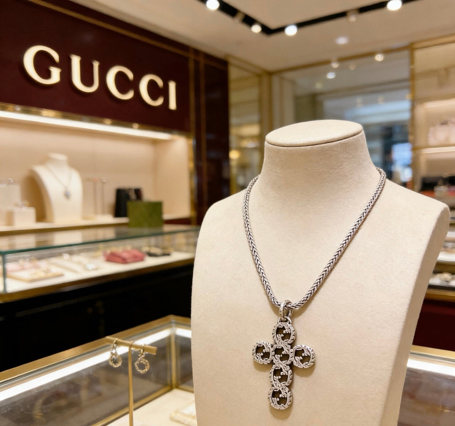 Gucci Vintage Double G Necklace