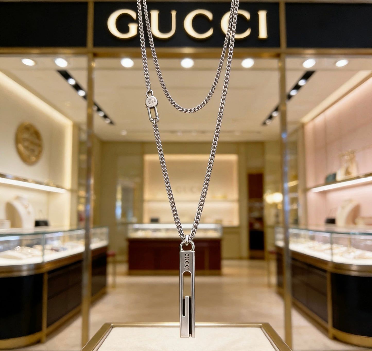 Gucci Vintage Double G Necklace