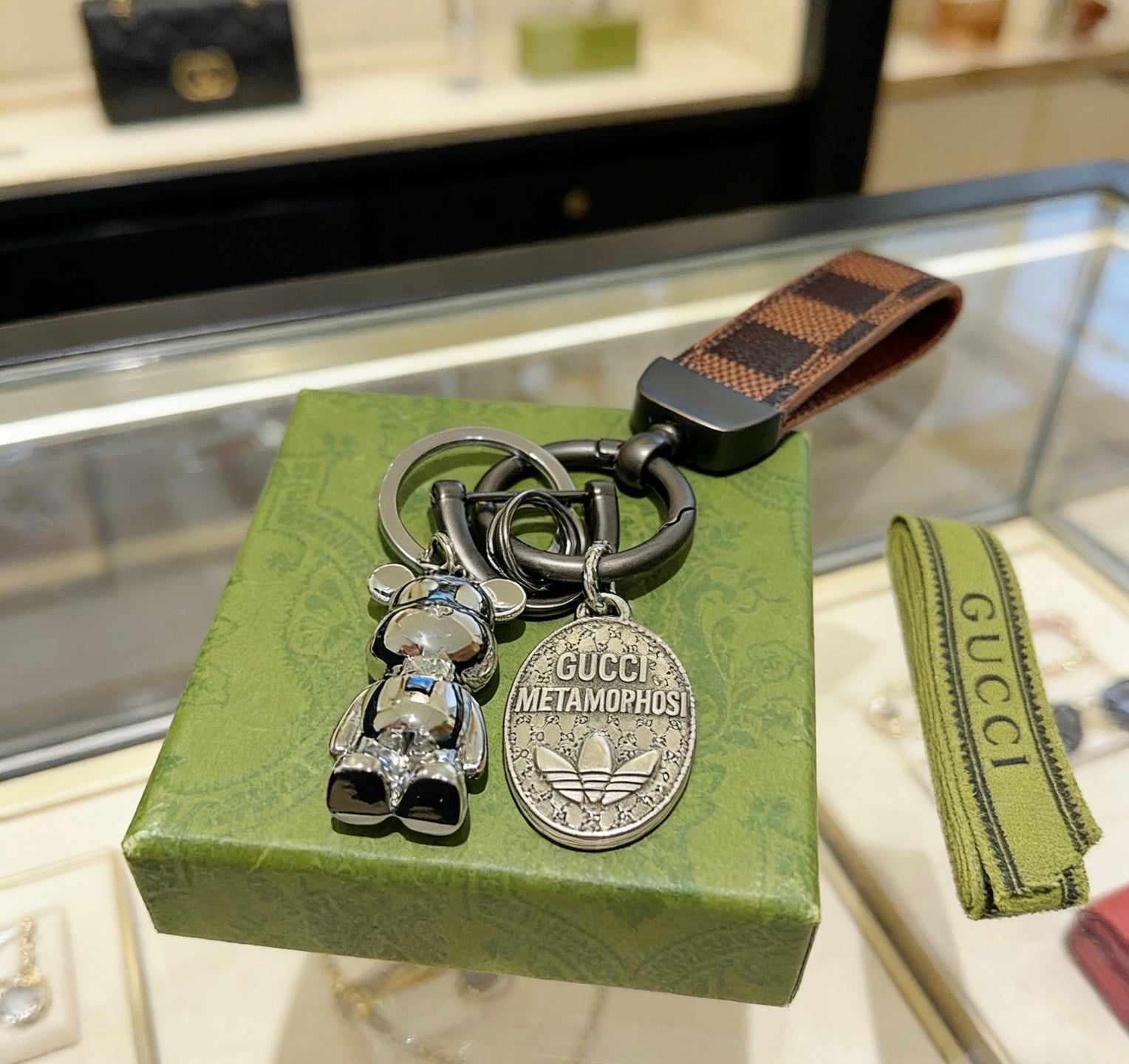 Gucci Vintage Double G Keychain