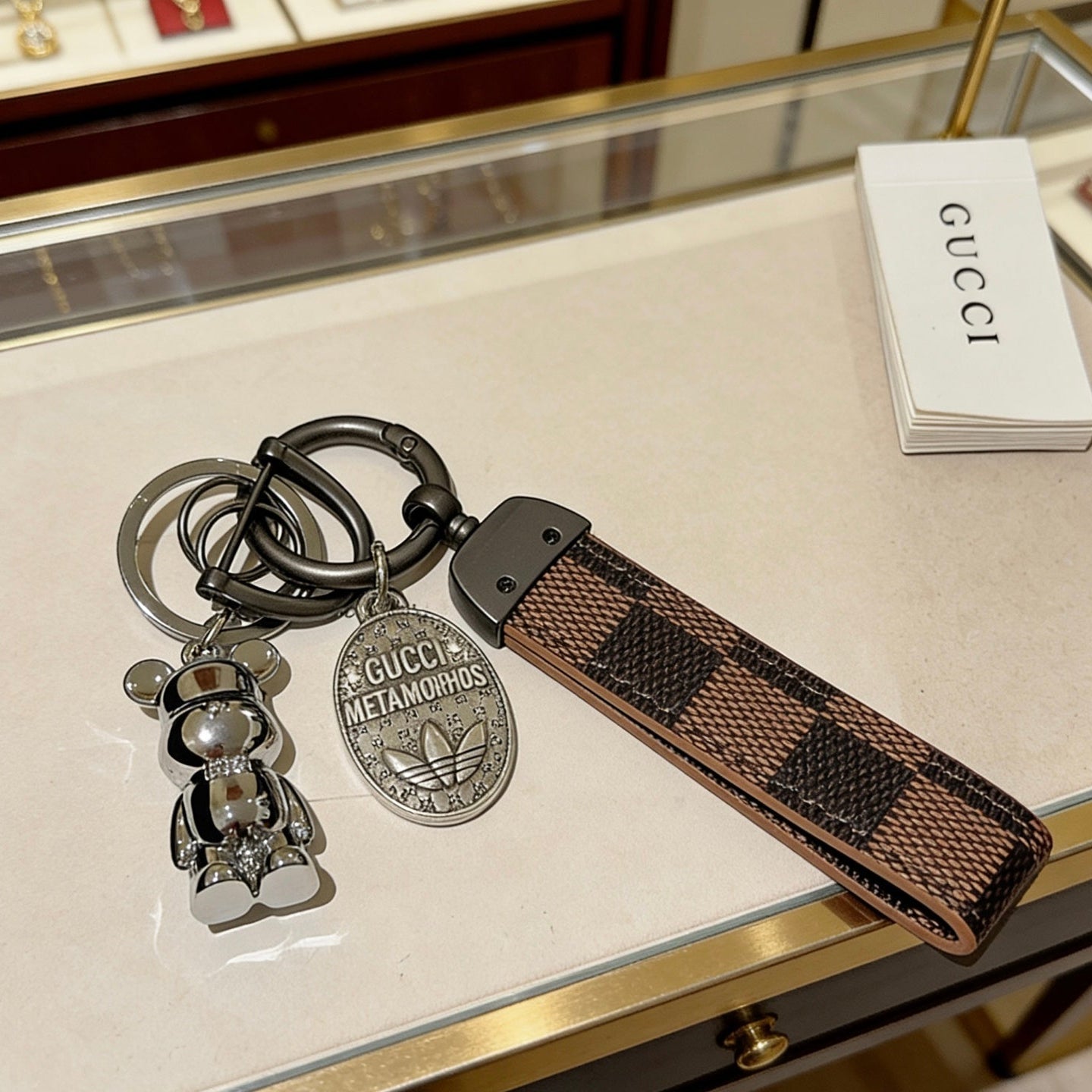Gucci Vintage Double G Keychain