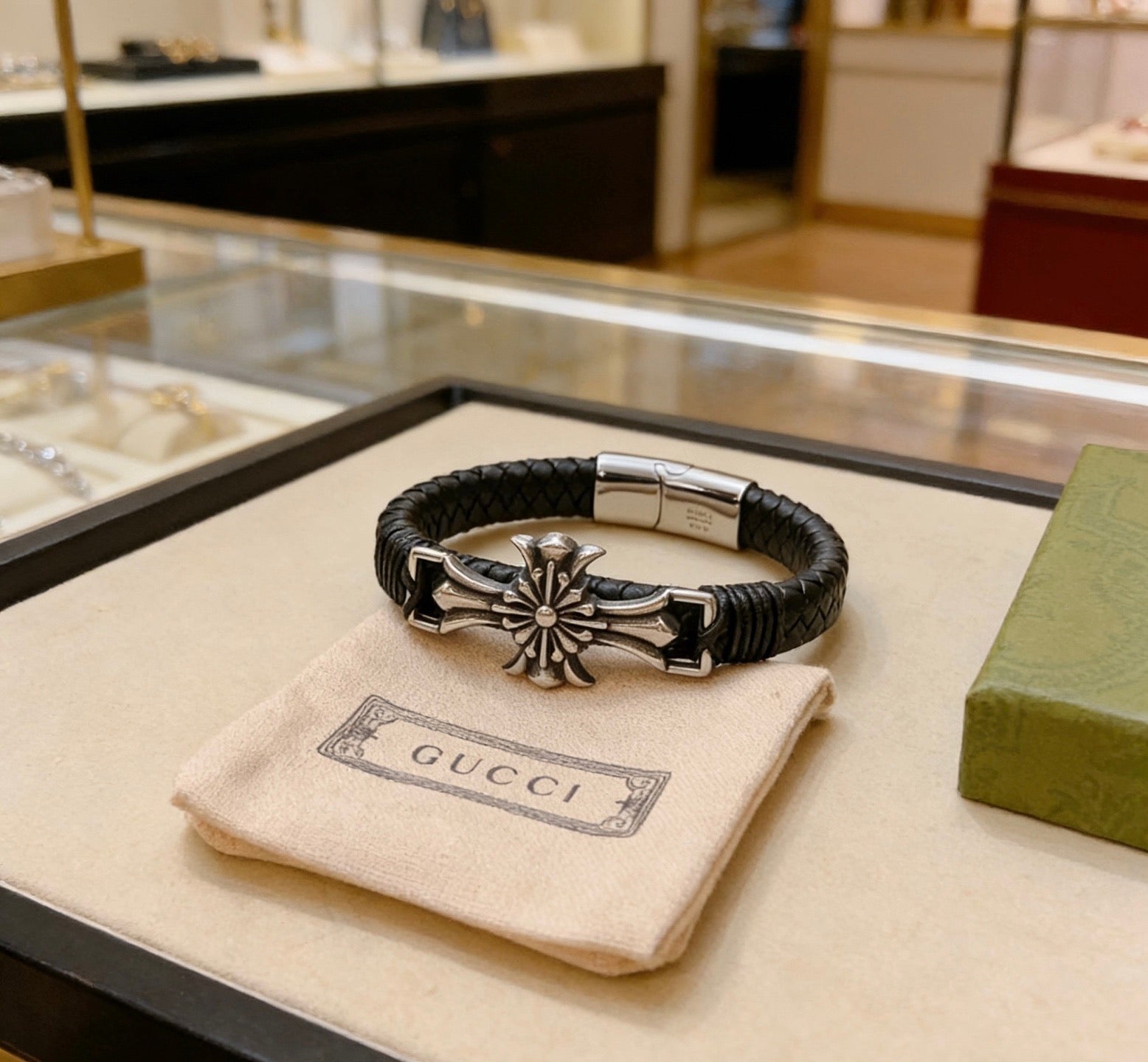 Gucci Leather Vintage Bracelet