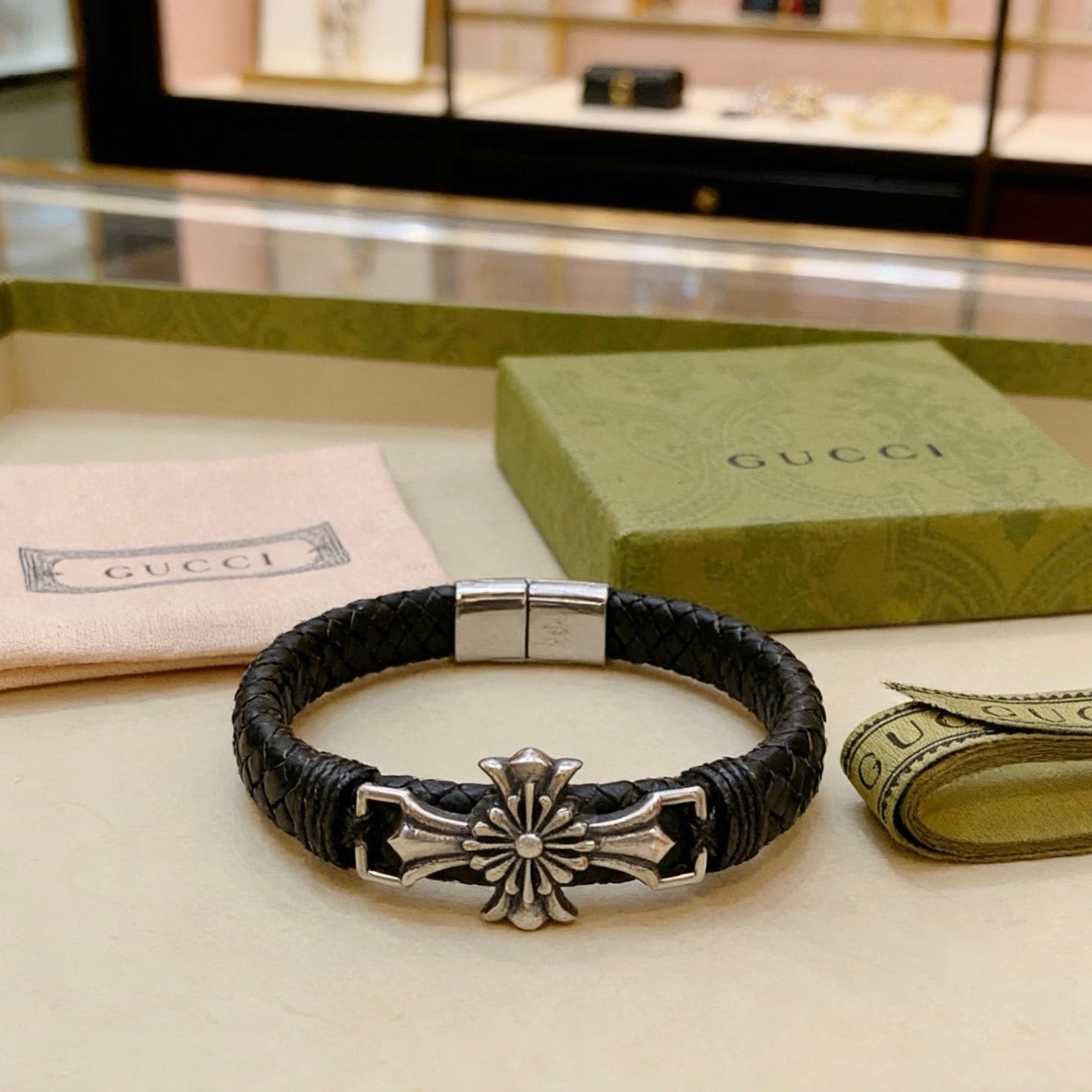 Gucci Leather Vintage Bracelet